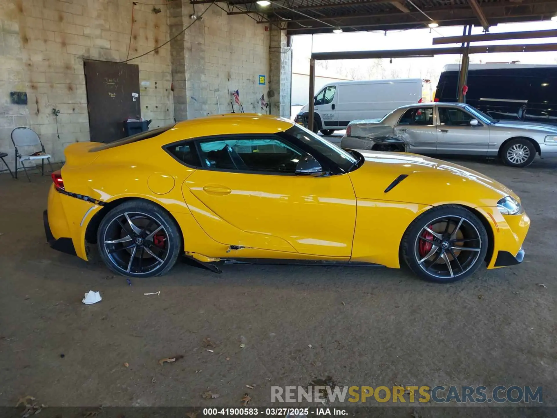 14 Photograph of a damaged car WZ1DB0C03MW042951 TOYOTA GR SUPRA 2021