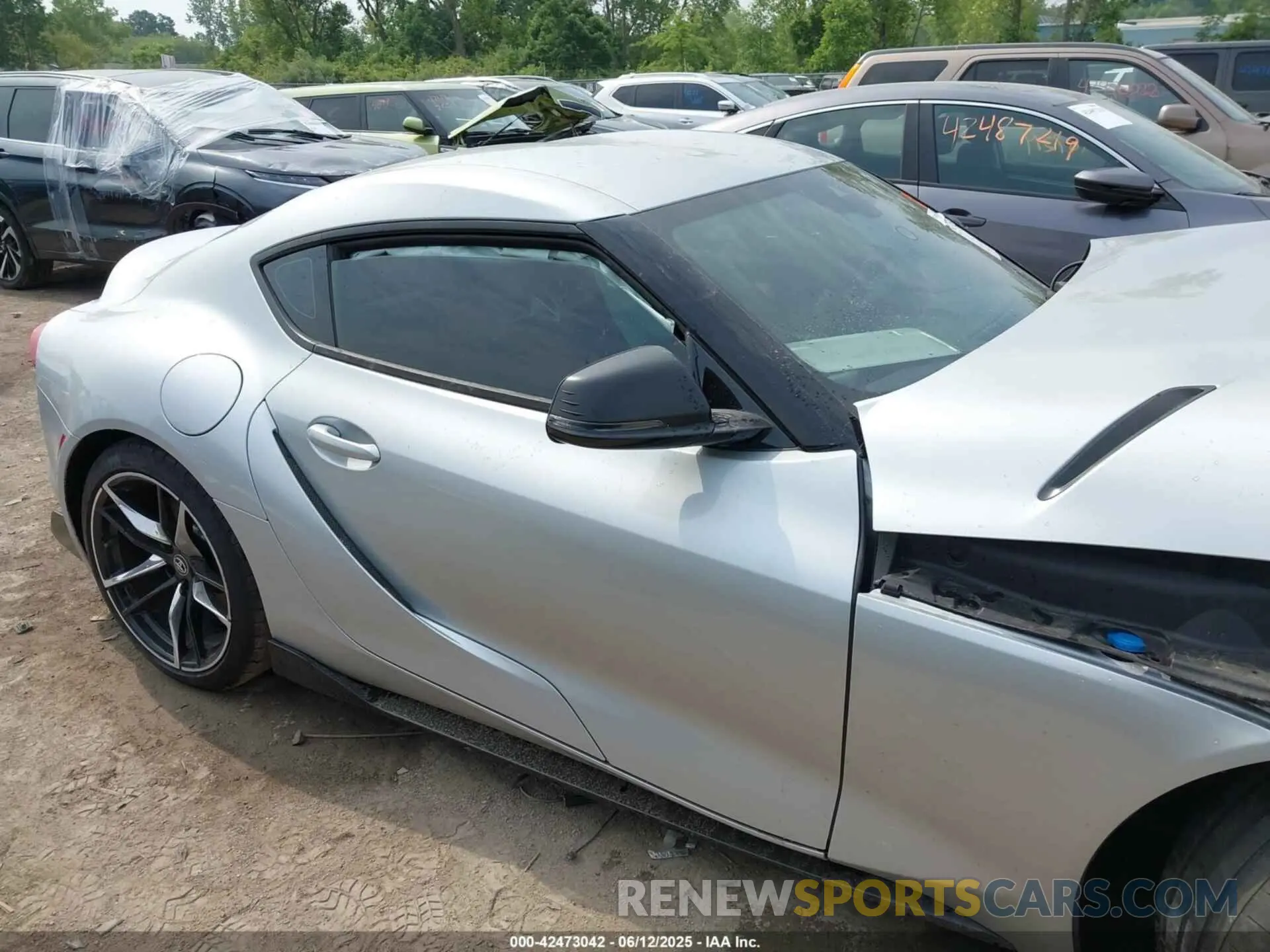 13 Фотография поврежденного автомобиля WZ1DB0C05MW038206 TOYOTA GR SUPRA 2021