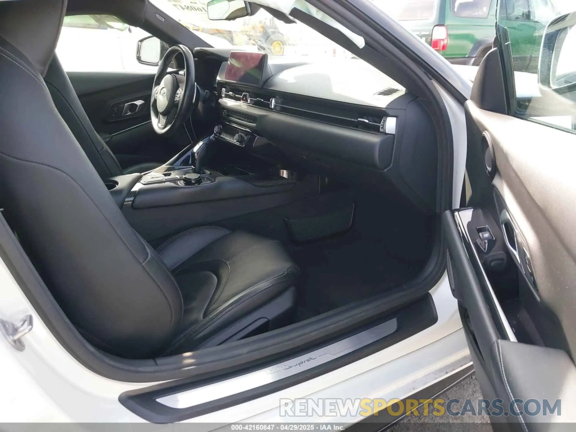 5 Фотография поврежденного автомобиля WZ1DB0C06MW039185 TOYOTA GR SUPRA 2021