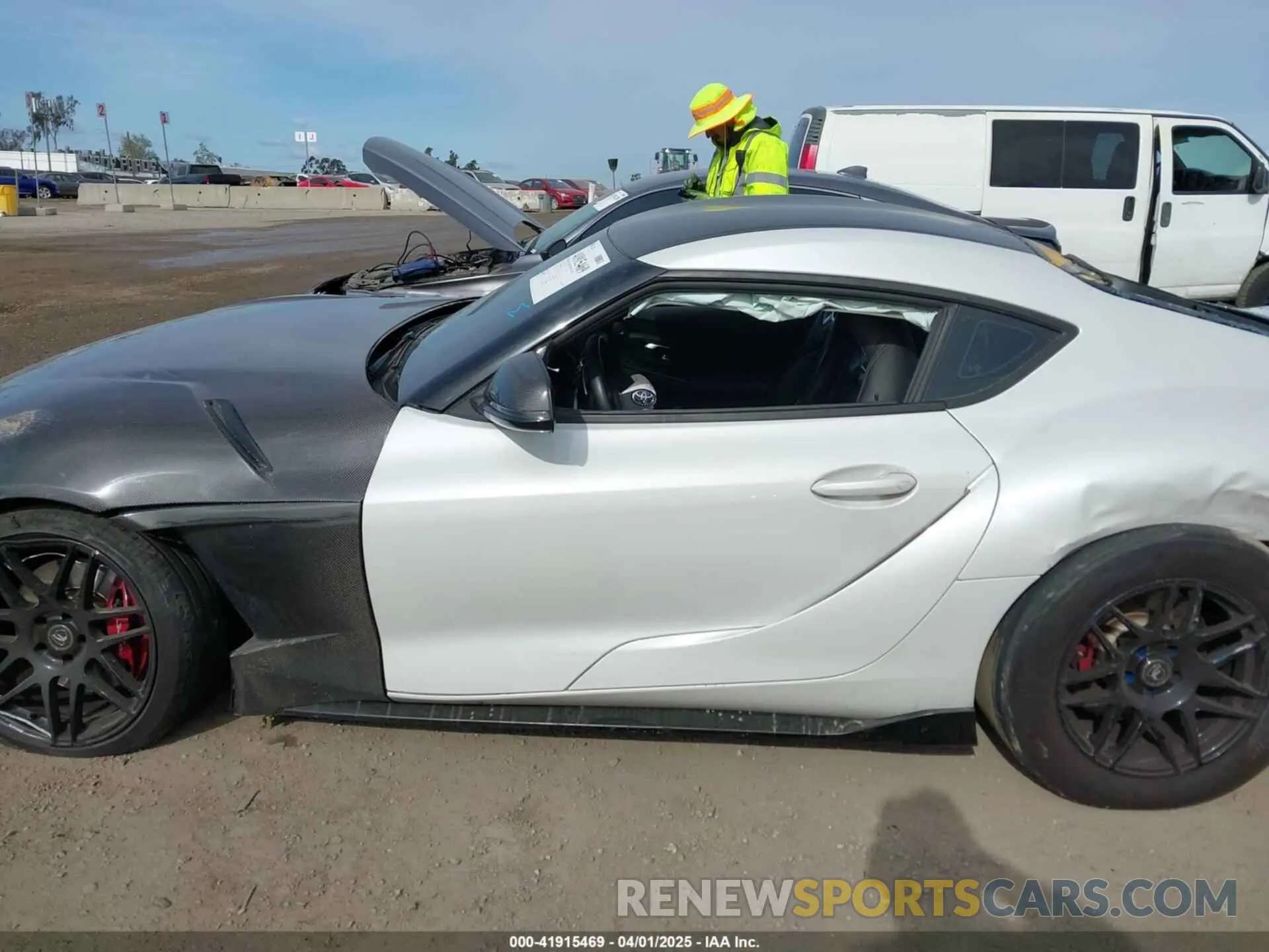 14 Фотография поврежденного автомобиля WZ1DB0C09MW039777 TOYOTA GR SUPRA 2021