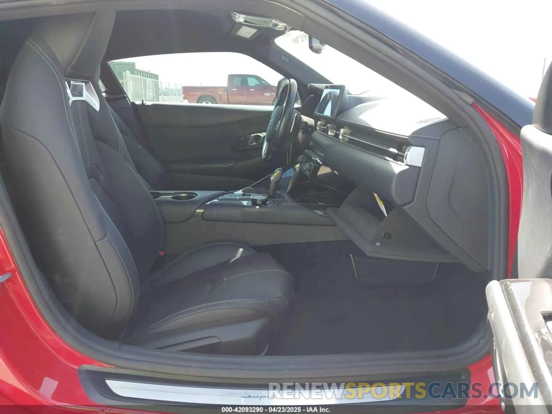 5 Photograph of a damaged car WZ1DB0C05NW050860 TOYOTA GR SUPRA 2022