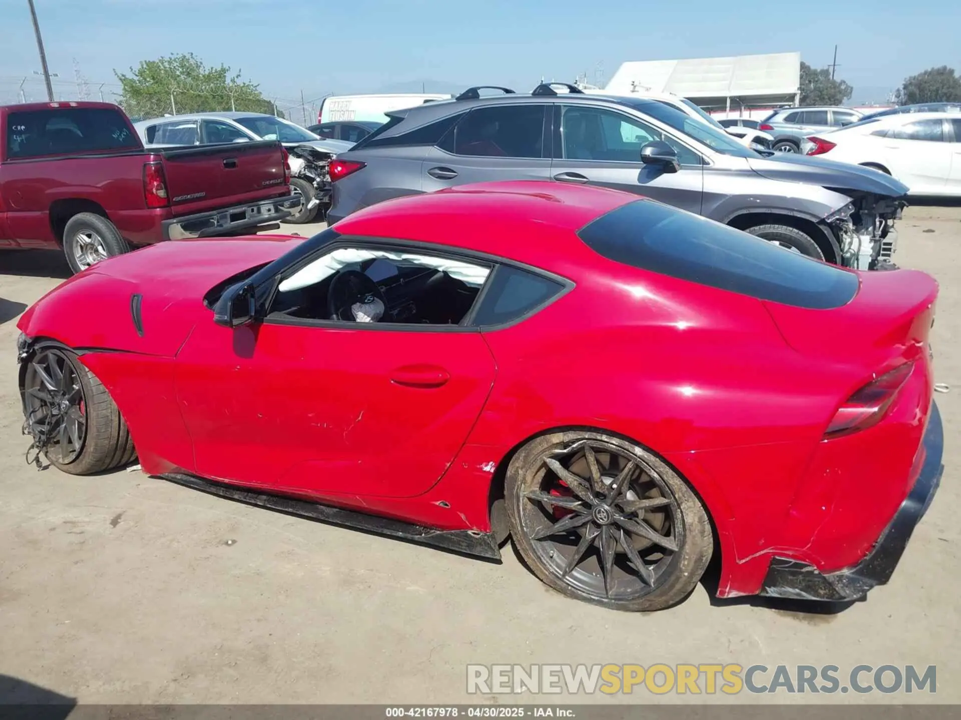 13 Фотография поврежденного автомобиля WZ1DB0G00RW067405 TOYOTA GR SUPRA 2024