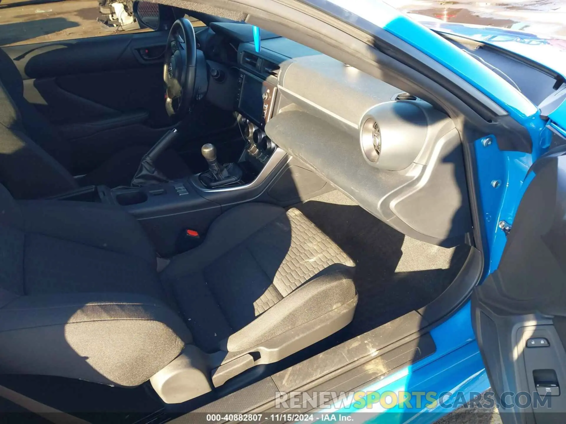 5 Photograph of a damaged car JF1ZNBC11N8750854 TOYOTA GR86 2022