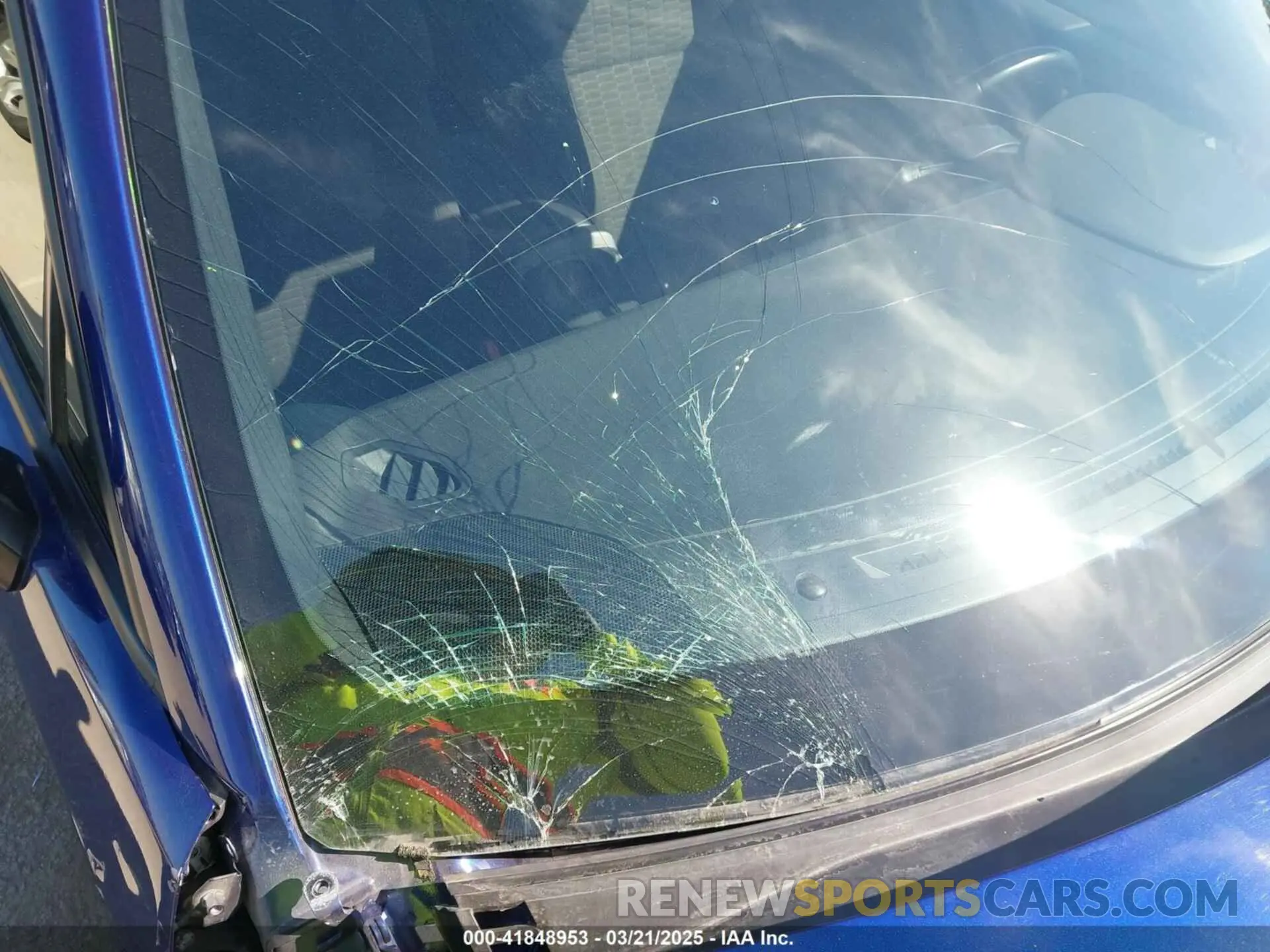 19 Photograph of a damaged car JF1ZNBC11N8751342 TOYOTA GR86 2022