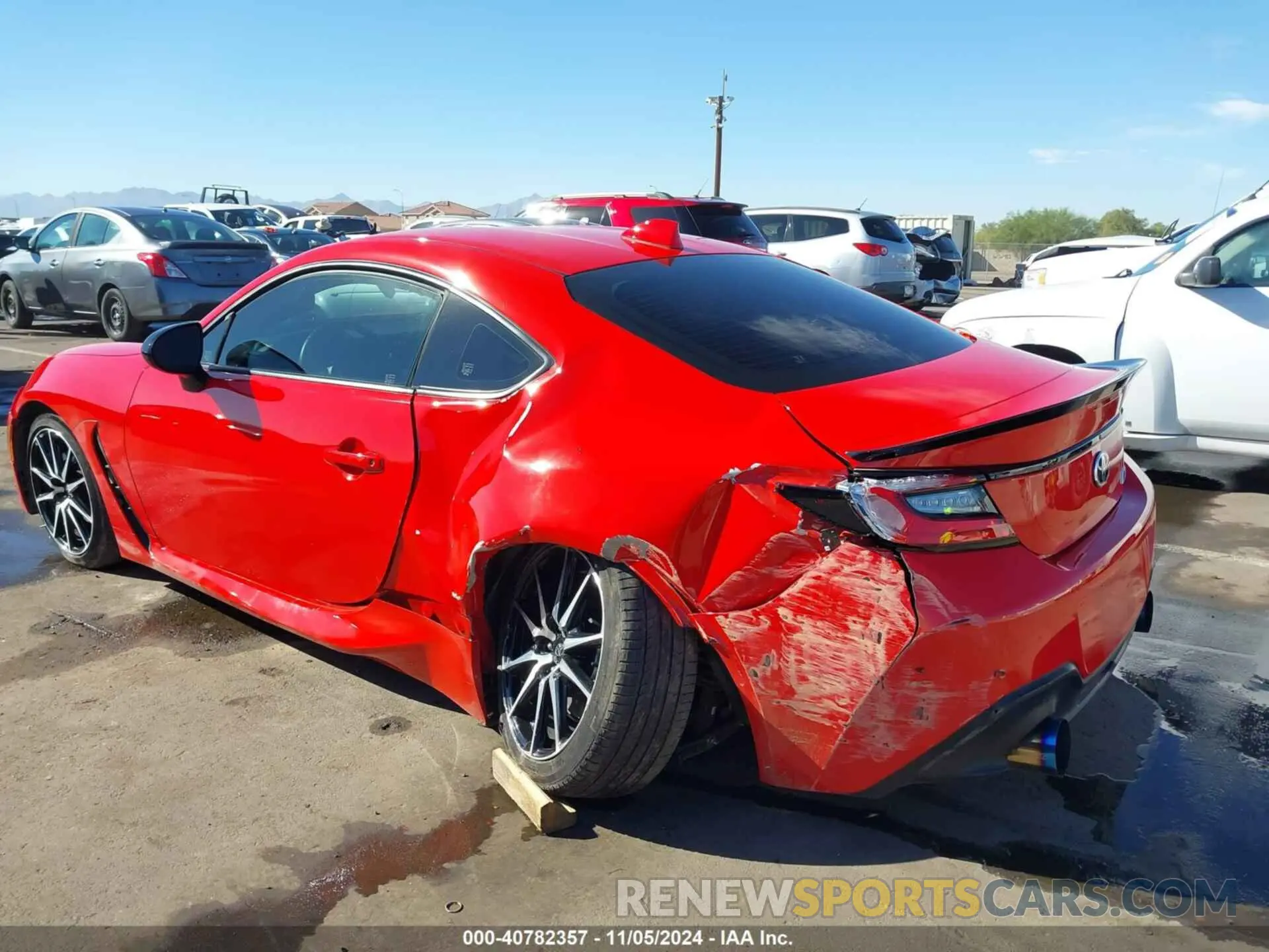 6 Photograph of a damaged car JF1ZNBB17P9759301 TOYOTA GR86 2023