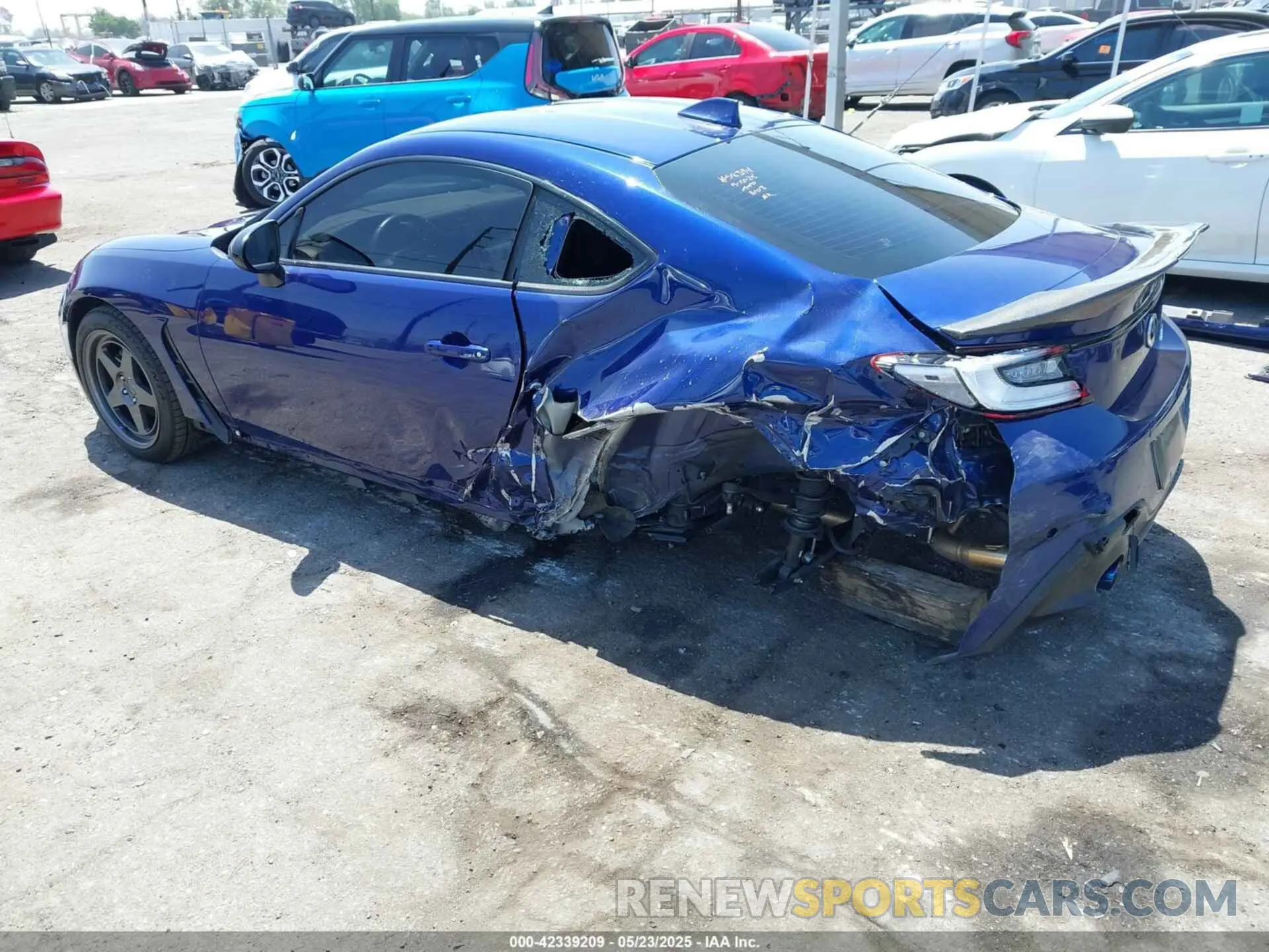 3 Photograph of a damaged car JF1ZNBC13P8758103 TOYOTA GR86 2023