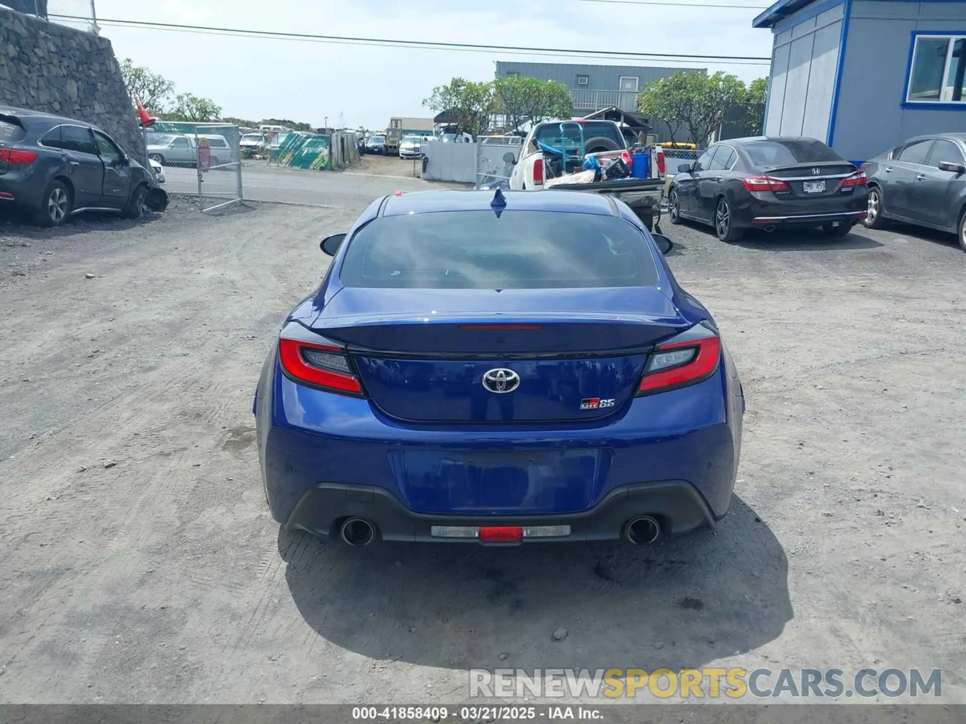 16 Фотография поврежденного автомобиля JF1ZNBC17P8756368 TOYOTA GR86 2023