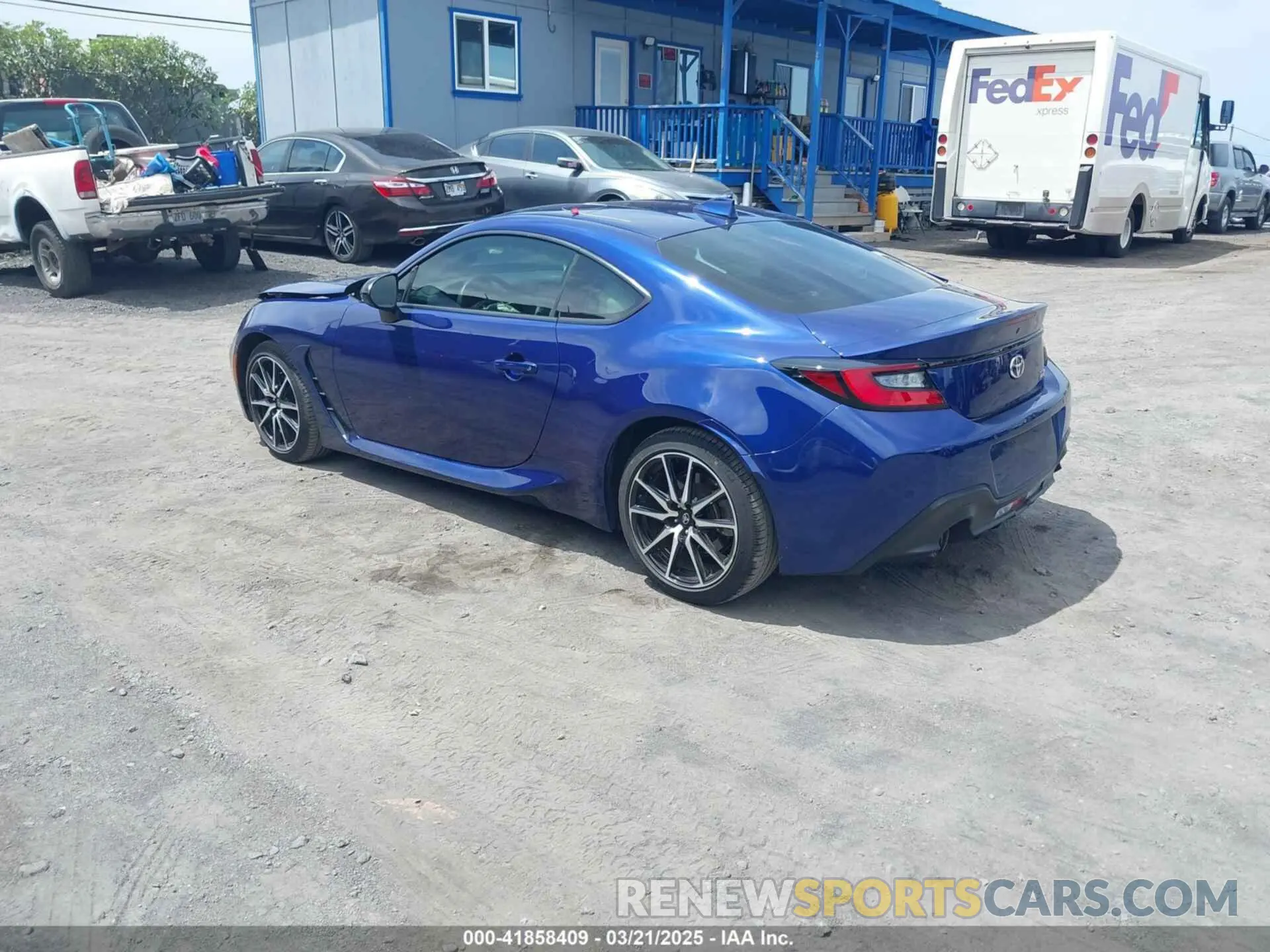 3 Фотография поврежденного автомобиля JF1ZNBC17P8756368 TOYOTA GR86 2023