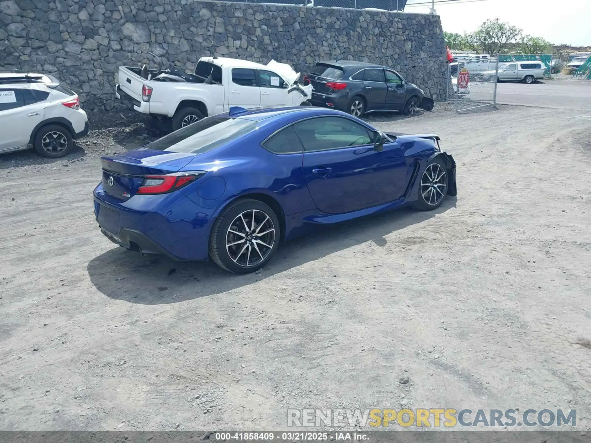 4 Фотография поврежденного автомобиля JF1ZNBC17P8756368 TOYOTA GR86 2023