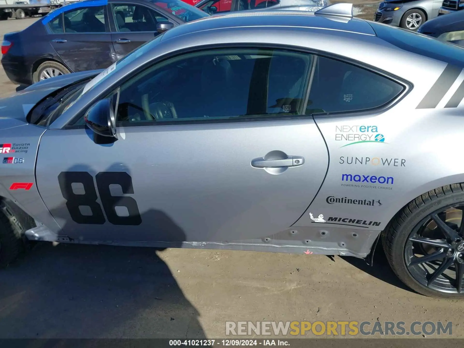 15 Photograph of a damaged car JF1ZNBF10P8766798 TOYOTA GR86 2023