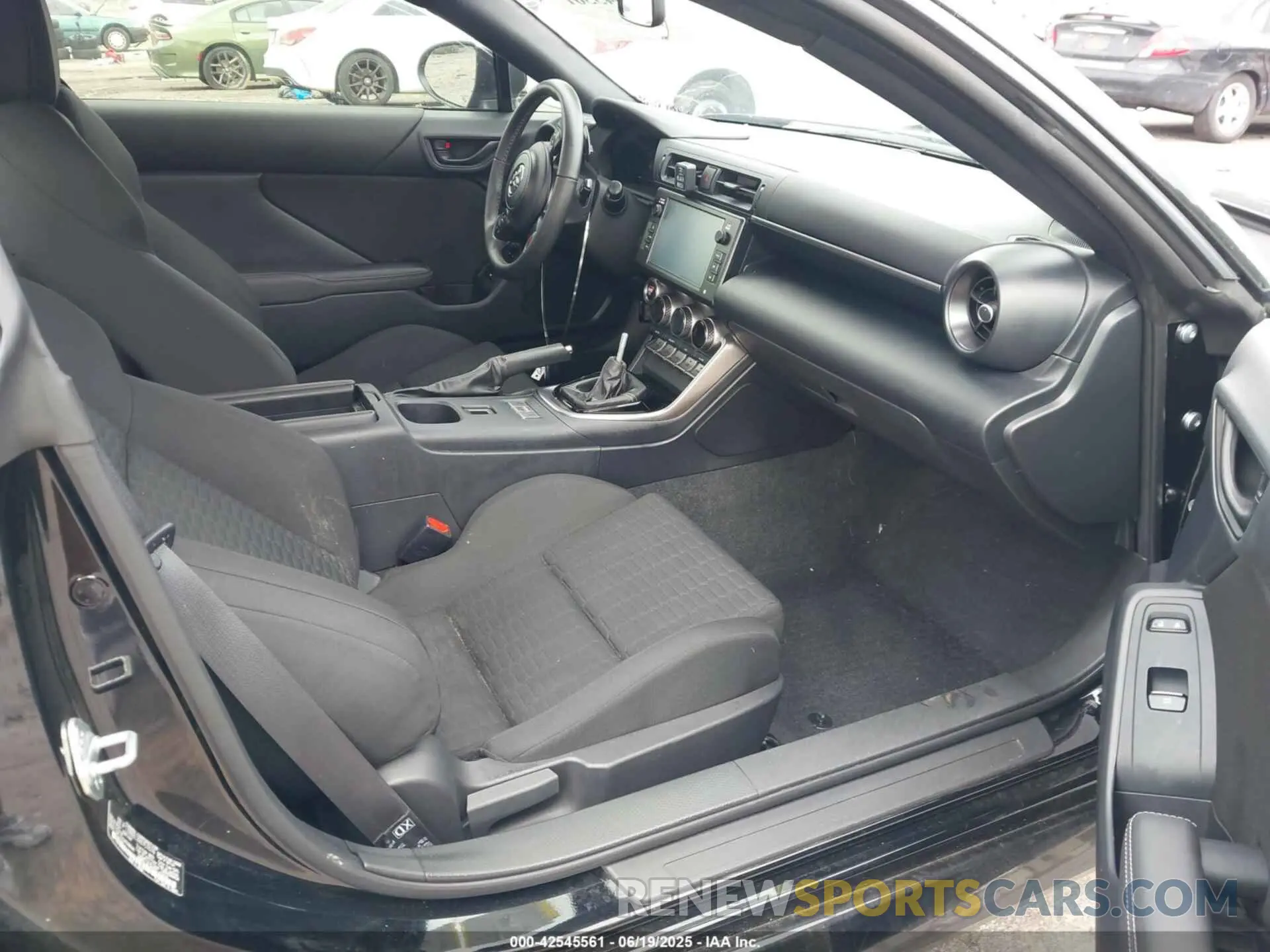 5 Photograph of a damaged car JF1ZNBB12R8757674 TOYOTA GR86 2024
