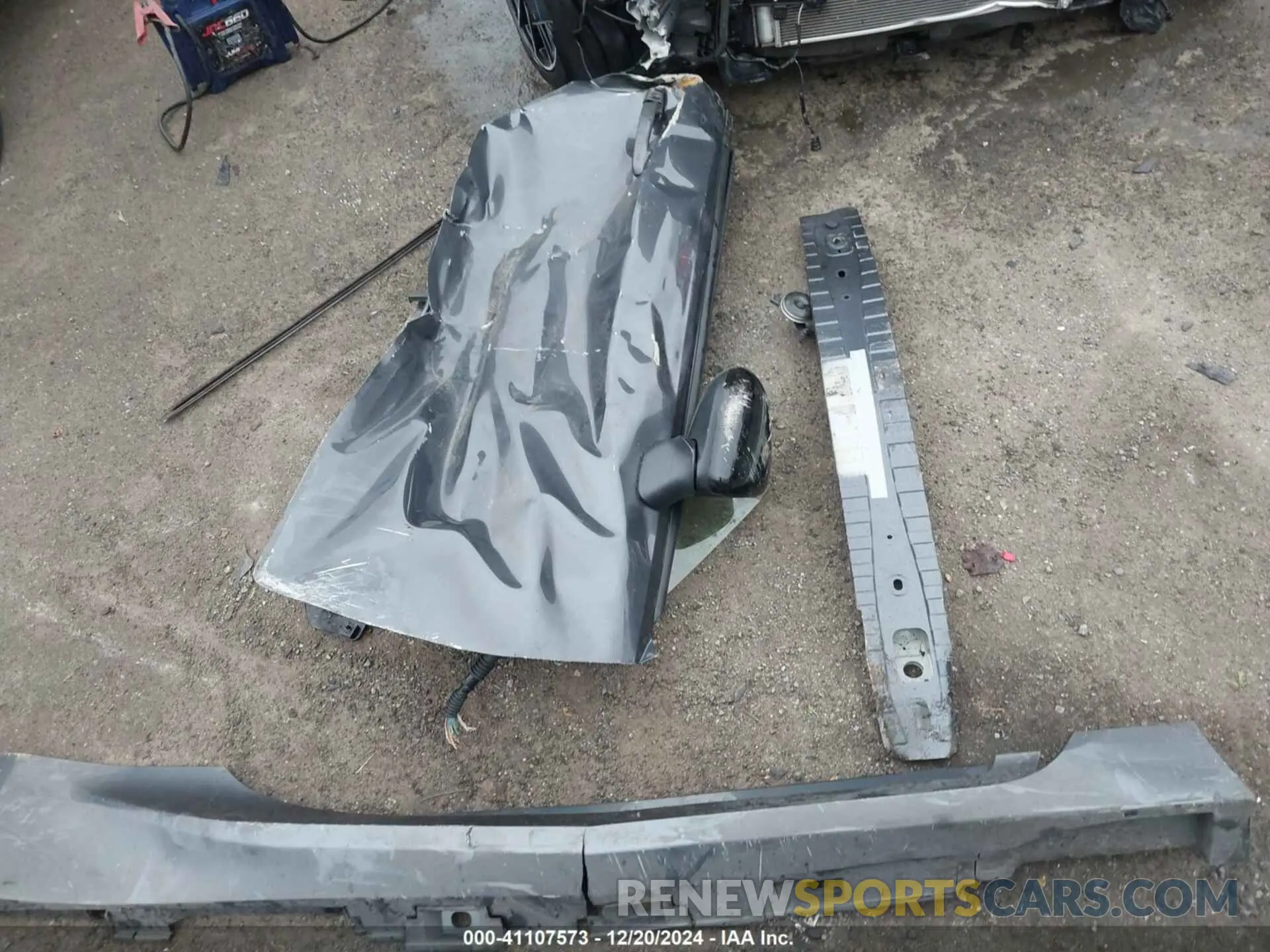 12 Фотография поврежденного автомобиля JF1ZNBB18R8759090 TOYOTA GR86 2024