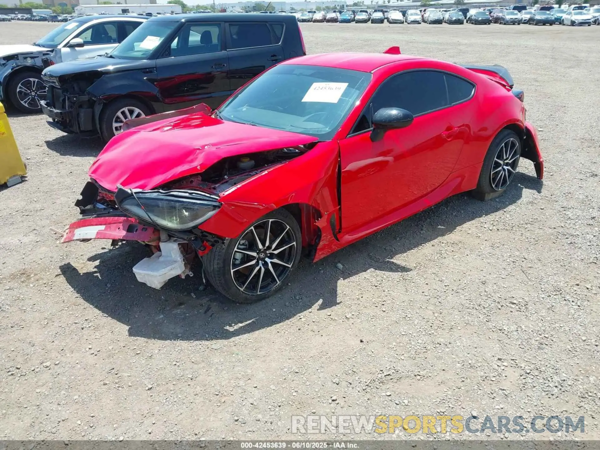 2 Photograph of a damaged car JF1ZNBB19R9751476 TOYOTA GR86 2024
