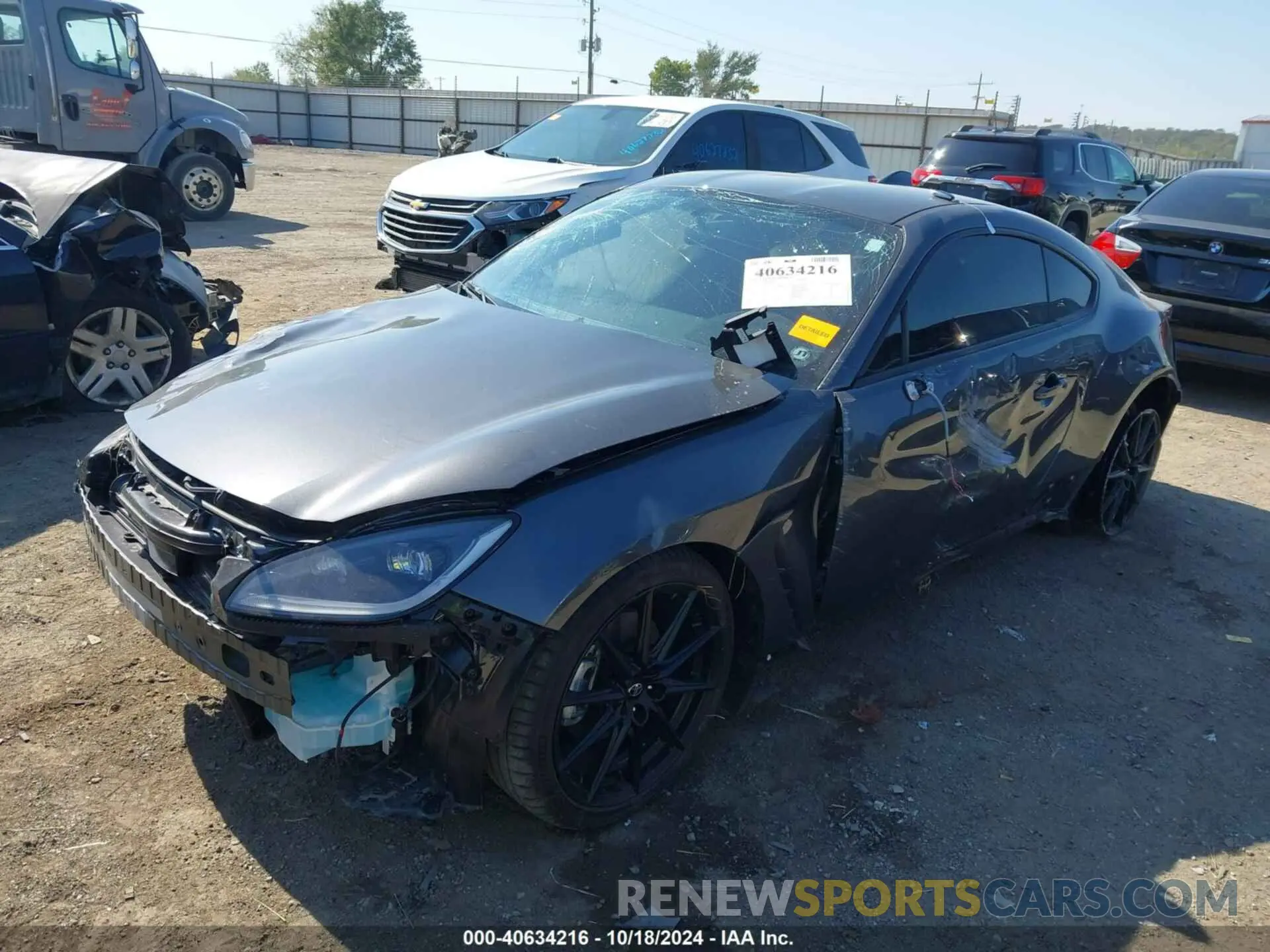 6 Фотография поврежденного автомобиля JF1ZNBE12R8758013 TOYOTA GR86 2024