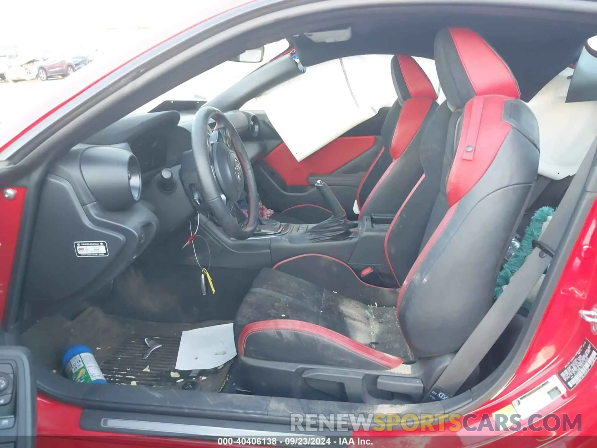5 Фотография поврежденного автомобиля JF1ZNBM11R8752608 TOYOTA GR86 2024