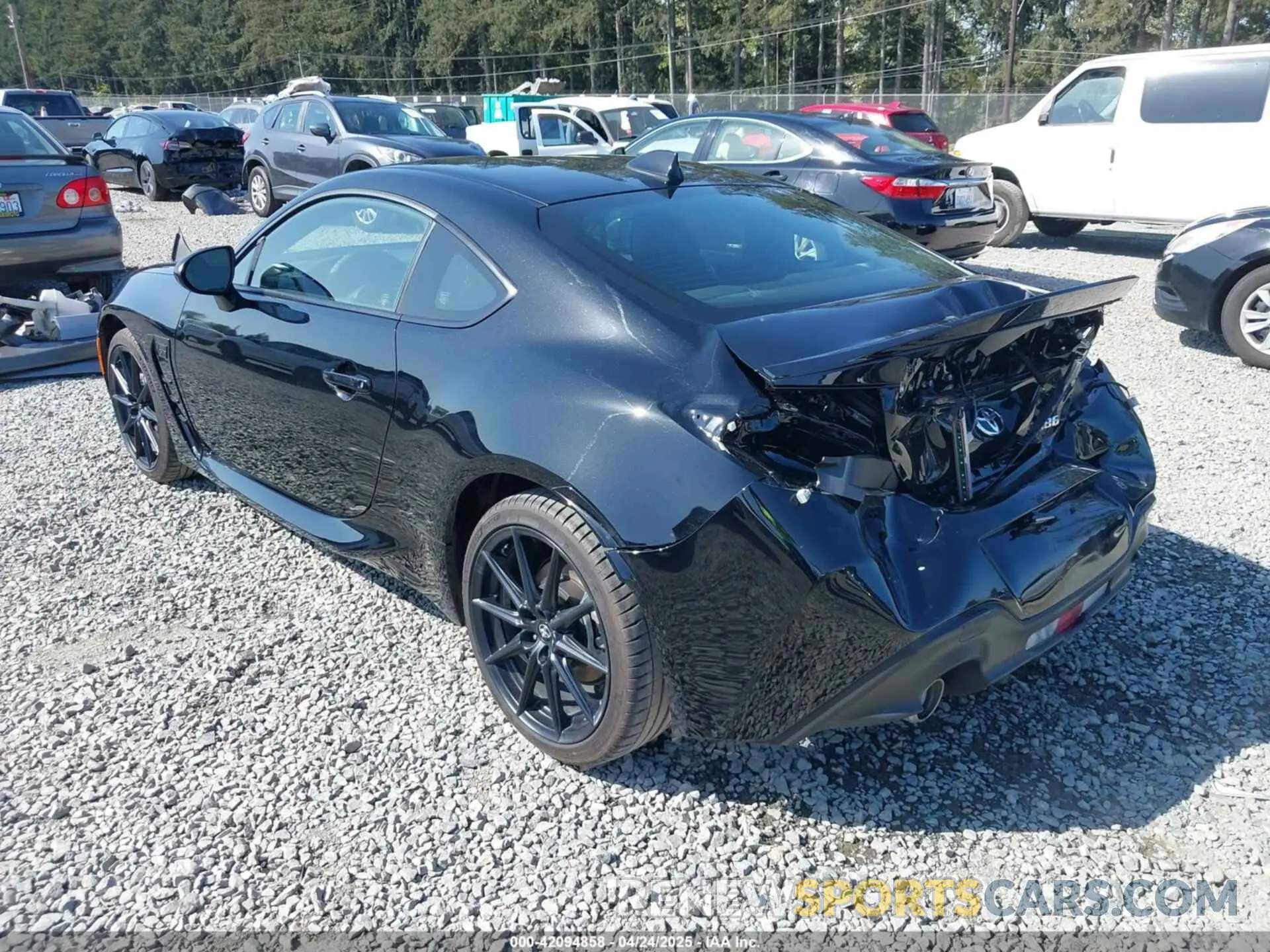 3 Photograph of a damaged car JF1ZNBE18S9753530 TOYOTA GR86 2025