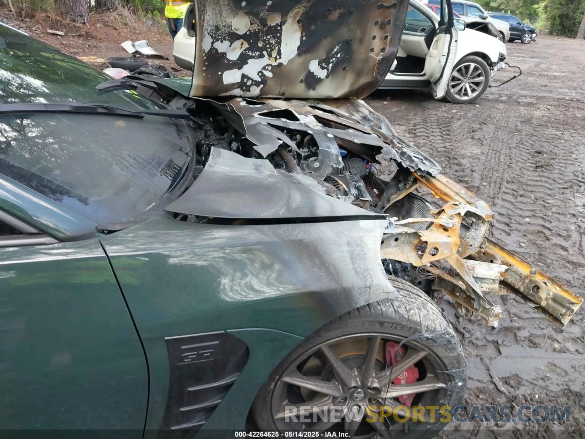 6 Photograph of a damaged car JF1ZNBM19S9750685 TOYOTA GR86 2025