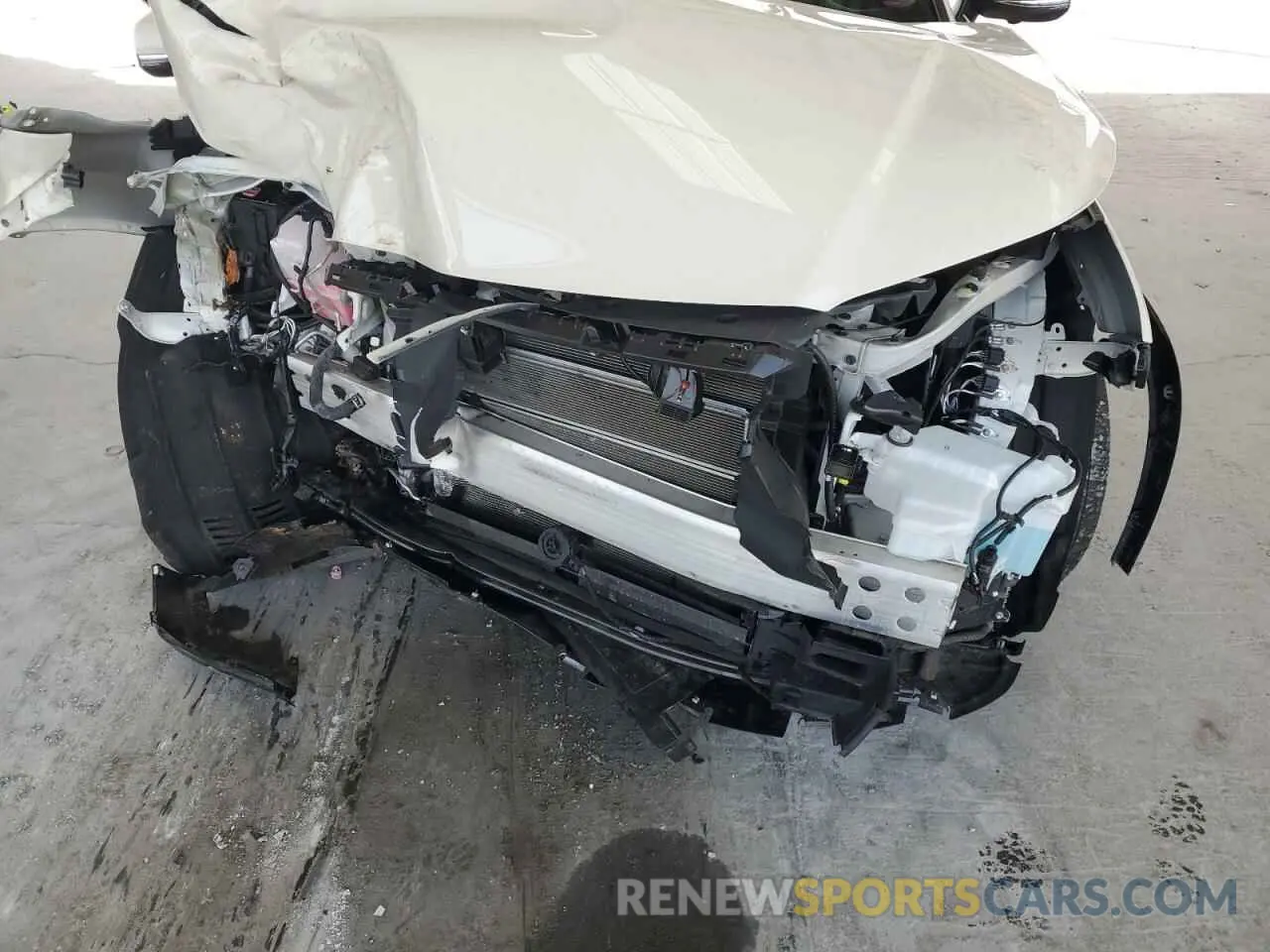 13 Photograph of a damaged car 5TDACAB58RS018797 TOYOTA GRAND HIGH 2024