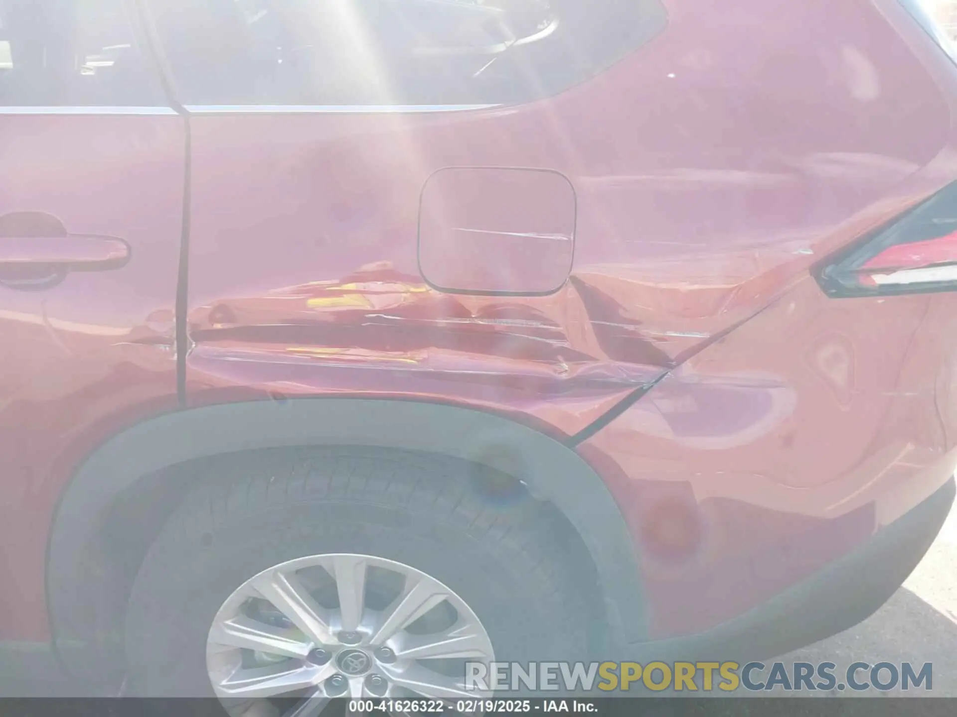 17 Photograph of a damaged car 5TDAAAA53RS008265 TOYOTA GRAND HIGHLANDER 2024