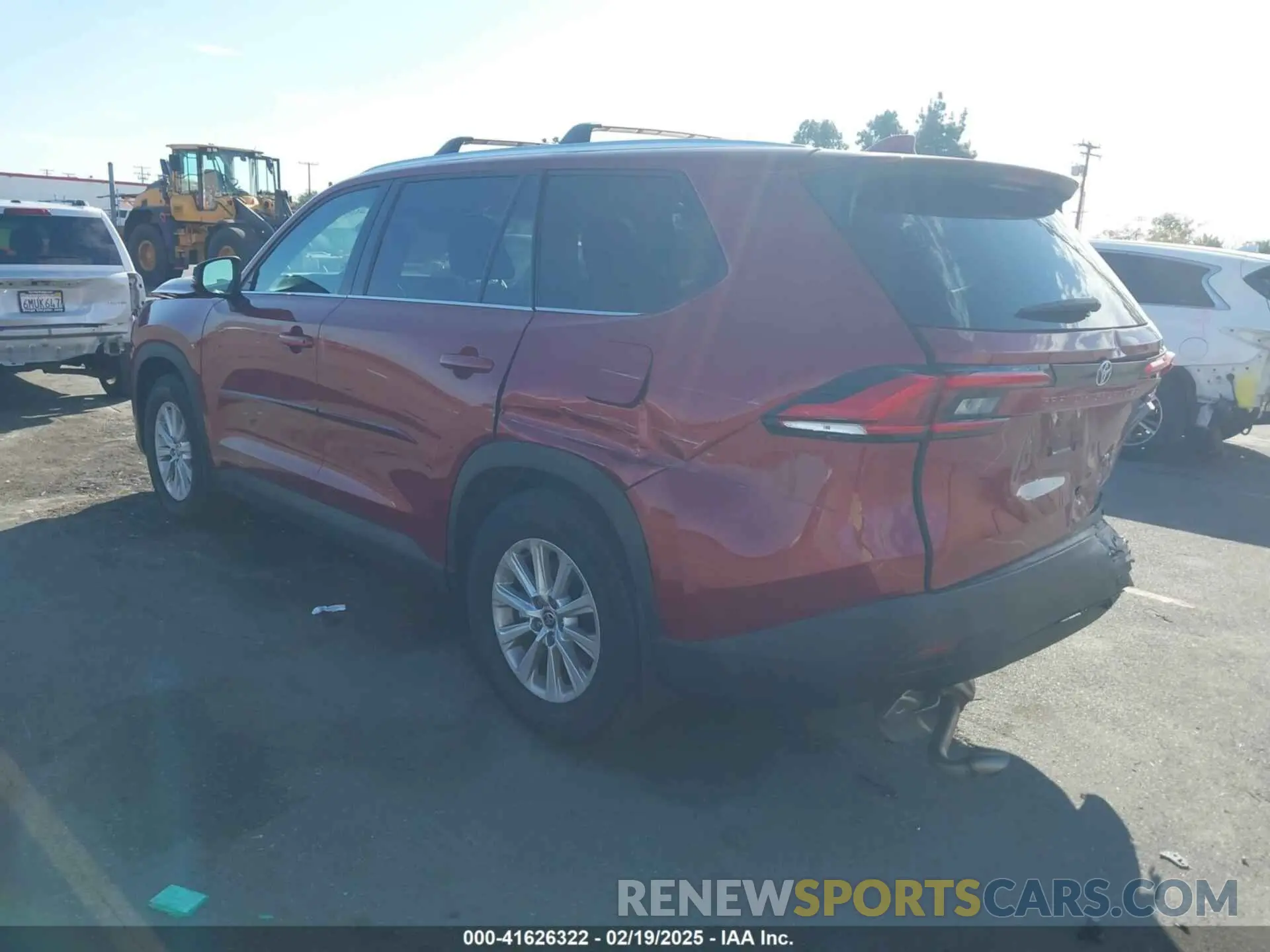 3 Photograph of a damaged car 5TDAAAA53RS008265 TOYOTA GRAND HIGHLANDER 2024