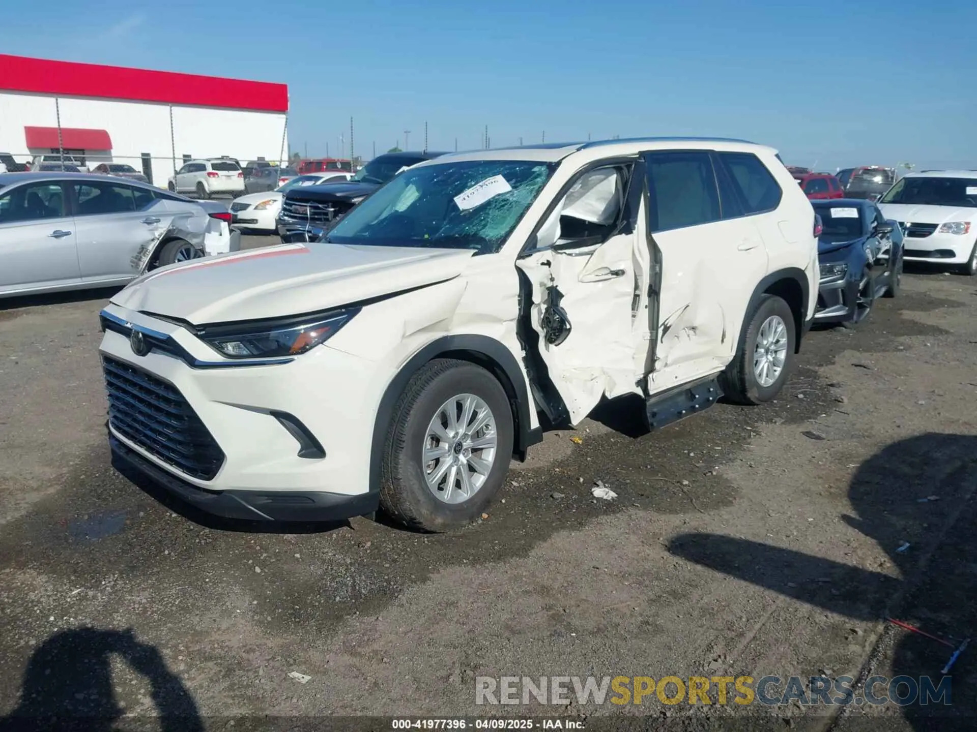 2 Photograph of a damaged car 5TDAAAA55RS011071 TOYOTA GRAND HIGHLANDER 2024