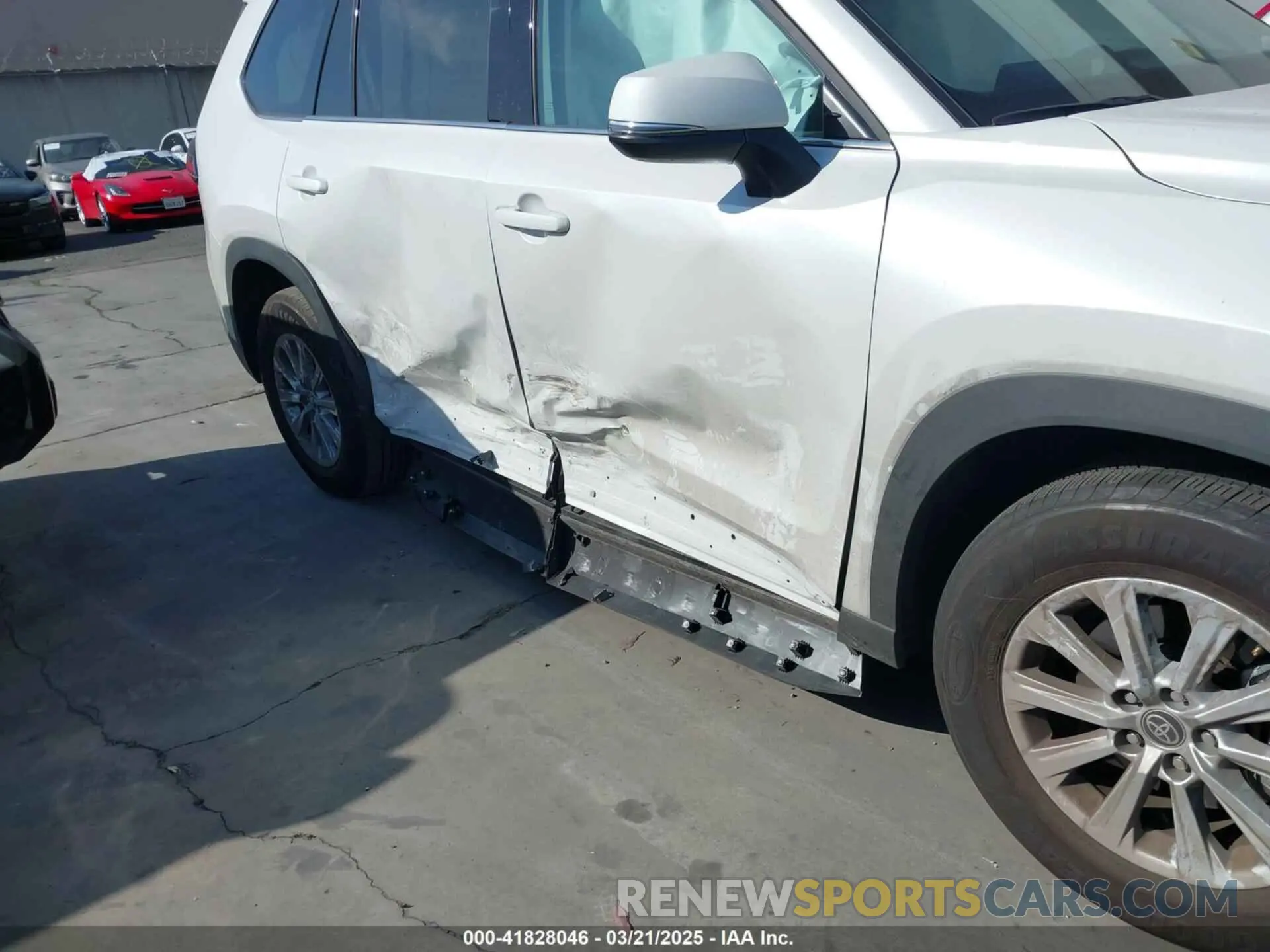 12 Фотография поврежденного автомобиля 5TDAAAA55RS013662 TOYOTA GRAND HIGHLANDER 2024