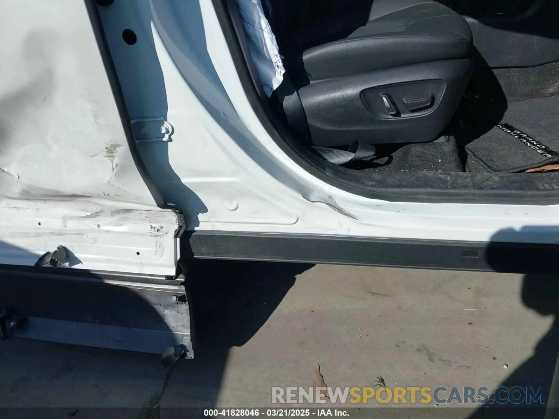 16 Фотография поврежденного автомобиля 5TDAAAA55RS013662 TOYOTA GRAND HIGHLANDER 2024