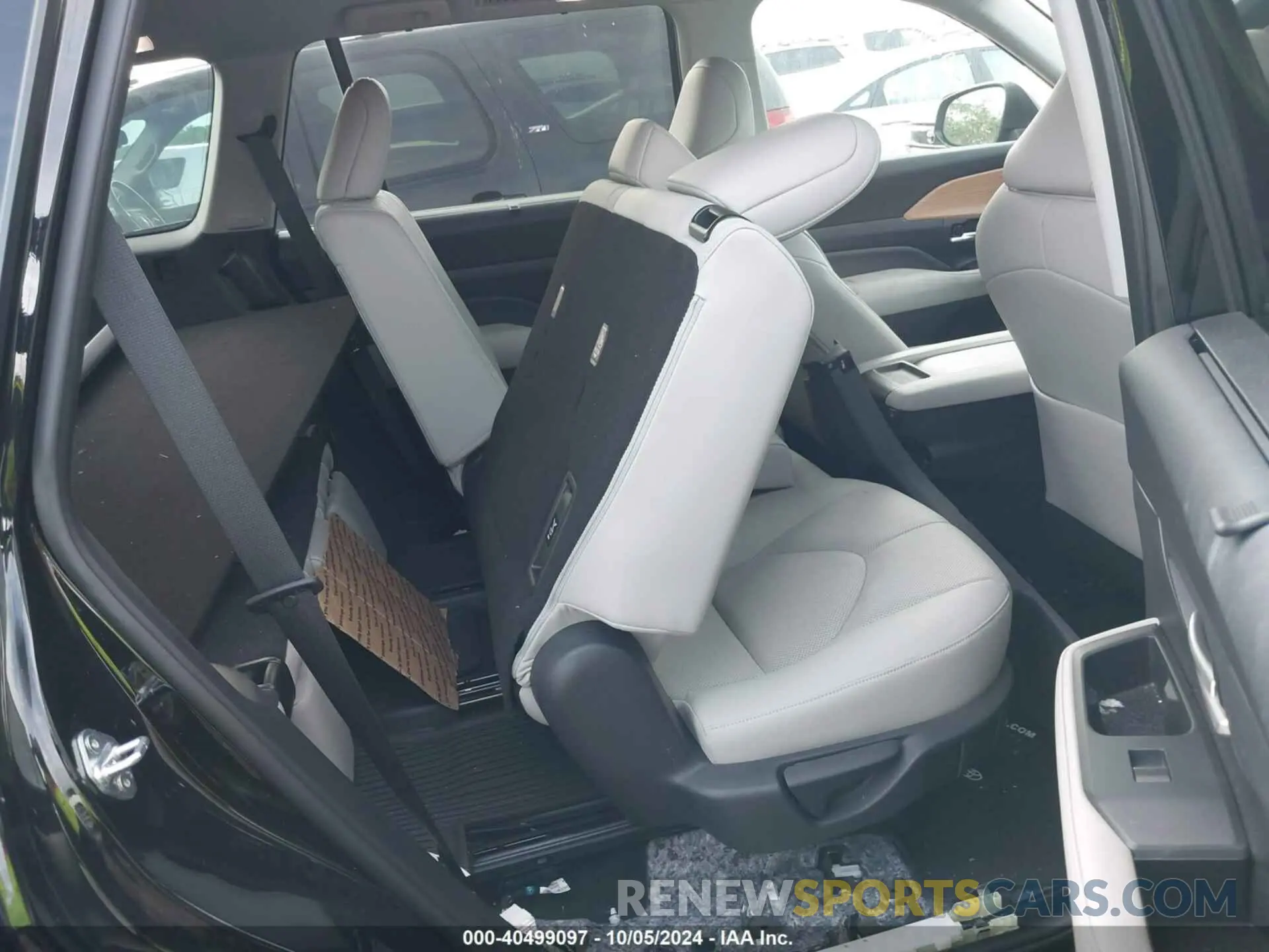 8 Фотография поврежденного автомобиля 5TDAAAA56RS009264 TOYOTA GRAND HIGHLANDER 2024