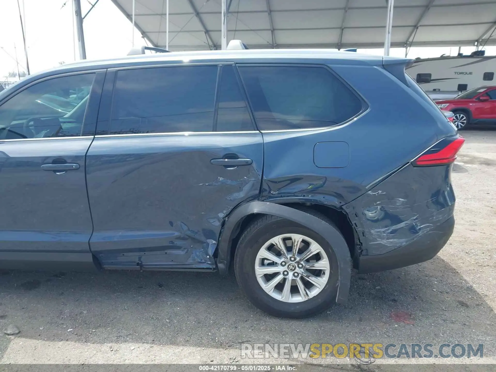 6 Photograph of a damaged car 5TDAAAA57RS013470 TOYOTA GRAND HIGHLANDER 2024