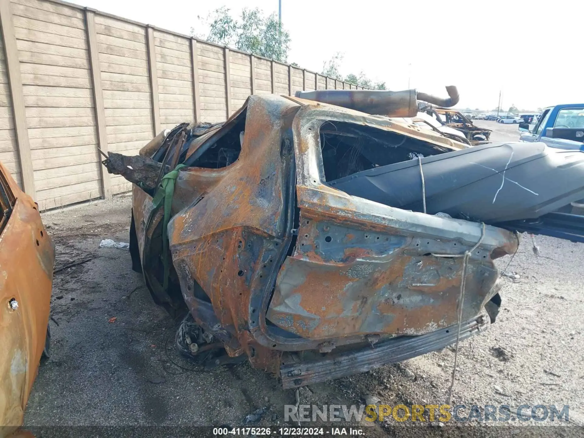 3 Фотография поврежденного автомобиля 5TDAAAA59RS014927 TOYOTA GRAND HIGHLANDER 2024