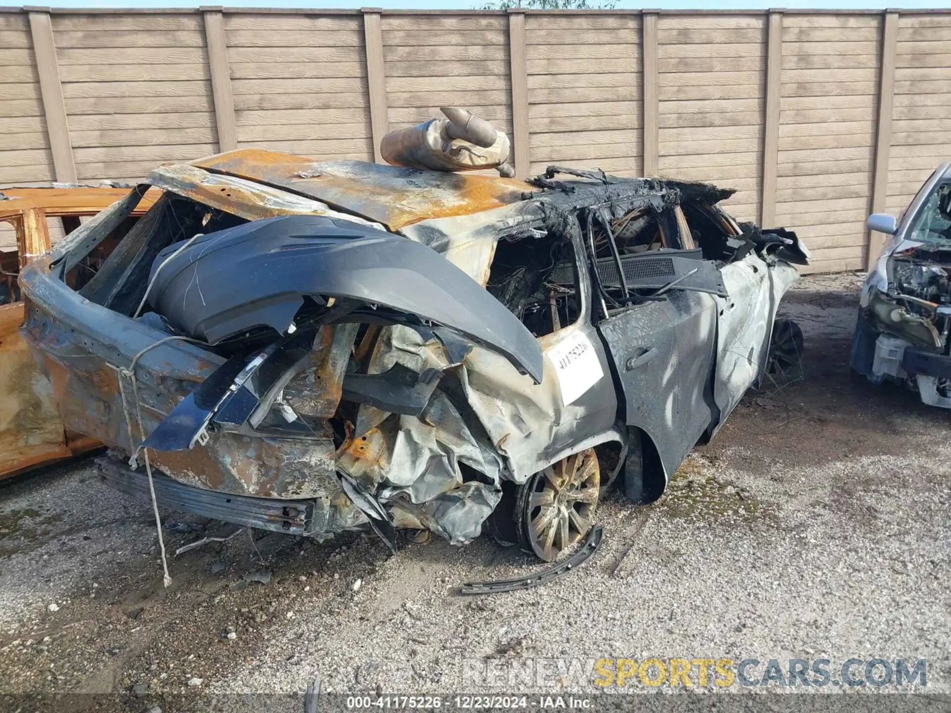 4 Фотография поврежденного автомобиля 5TDAAAA59RS014927 TOYOTA GRAND HIGHLANDER 2024