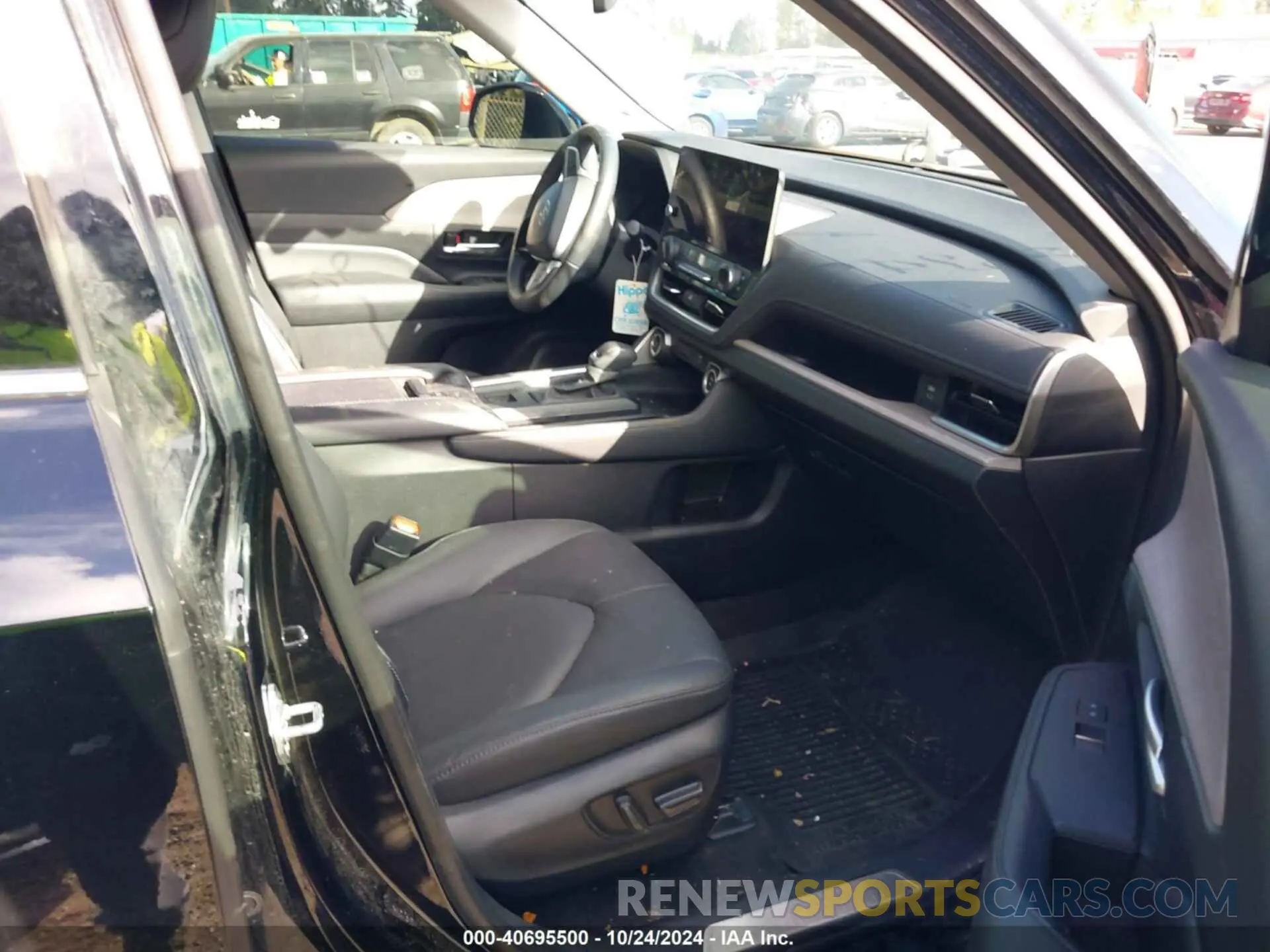 5 Photograph of a damaged car 5TDAAAB51RS004844 TOYOTA GRAND HIGHLANDER 2024