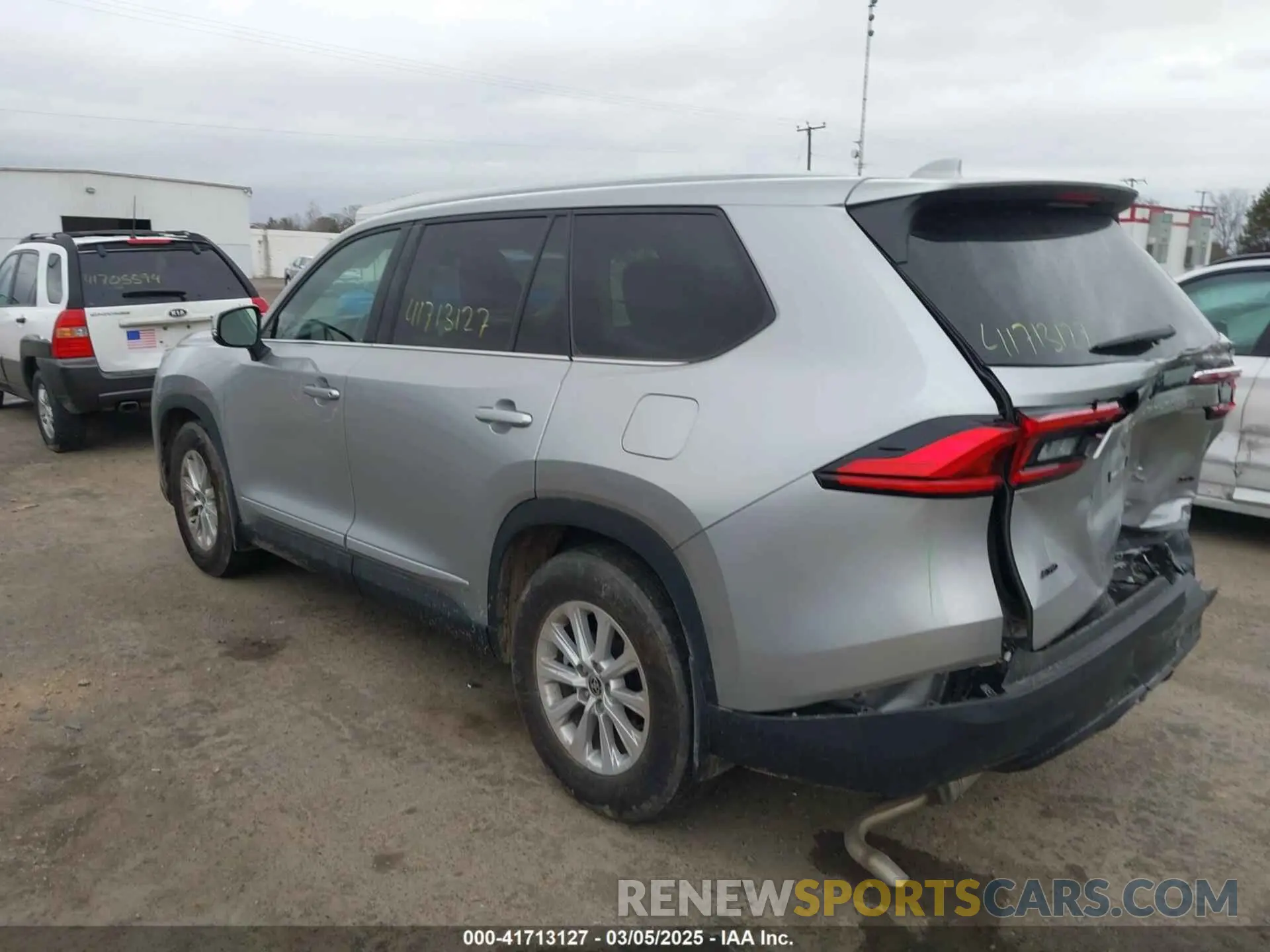 3 Фотография поврежденного автомобиля 5TDAAAB51RS033910 TOYOTA GRAND HIGHLANDER 2024