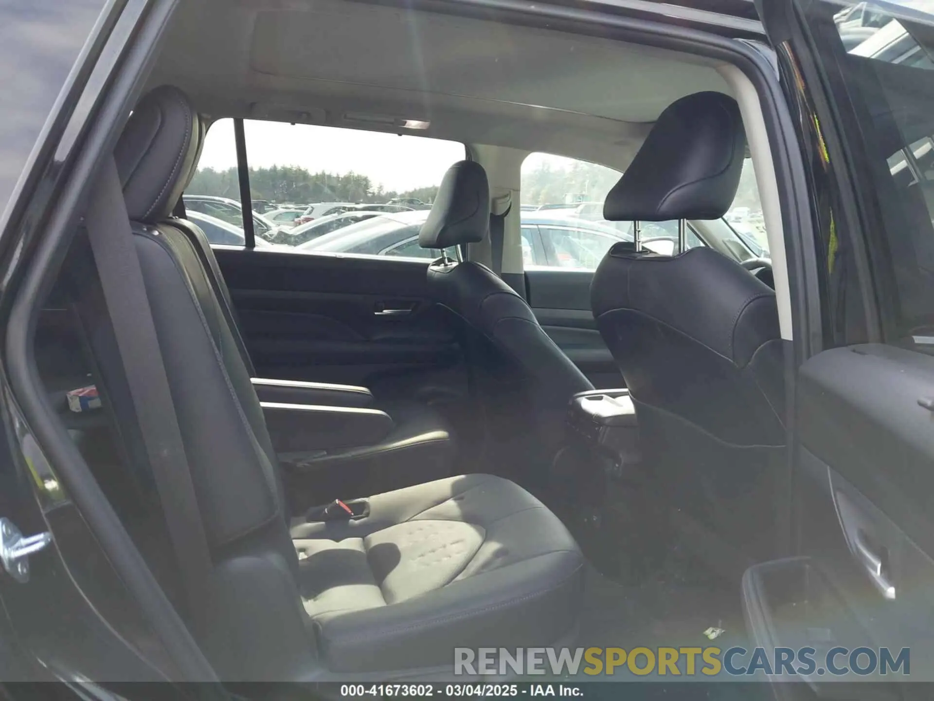 8 Фотография поврежденного автомобиля 5TDAAAB52RS031096 TOYOTA GRAND HIGHLANDER 2024