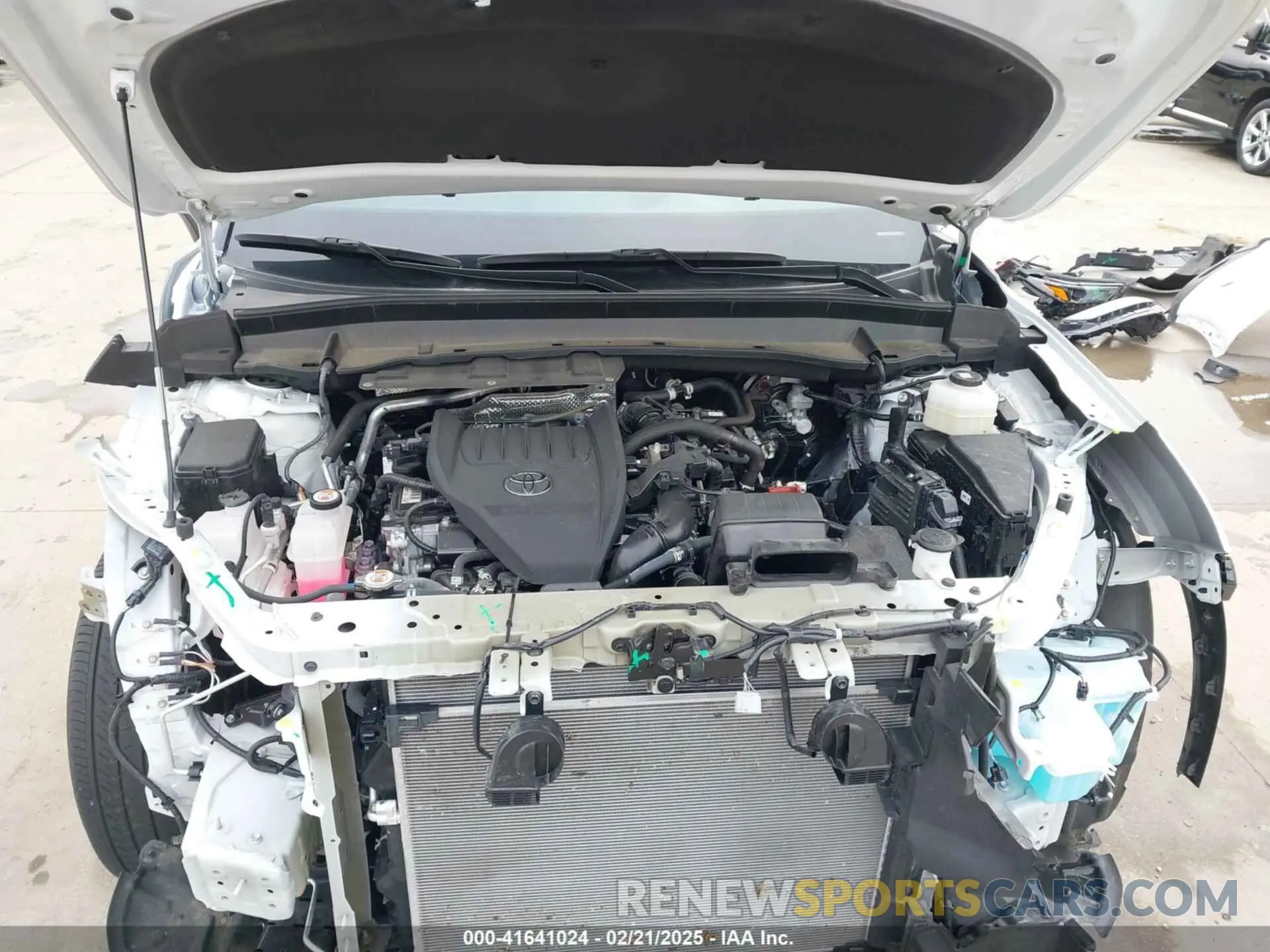 10 Photograph of a damaged car 5TDAAAB52RS059190 TOYOTA GRAND HIGHLANDER 2024