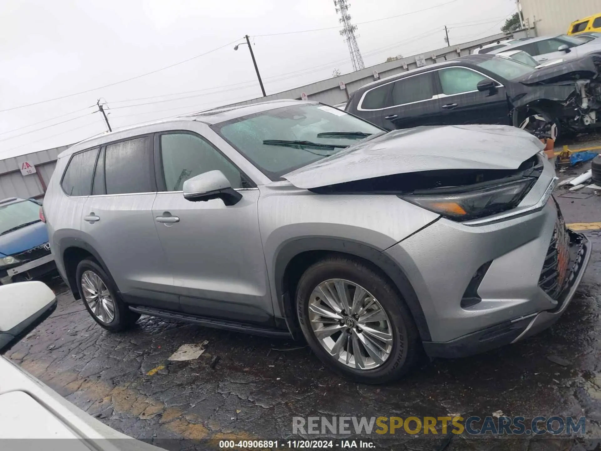 12 Photograph of a damaged car 5TDAAAB53RS048912 TOYOTA GRAND HIGHLANDER 2024