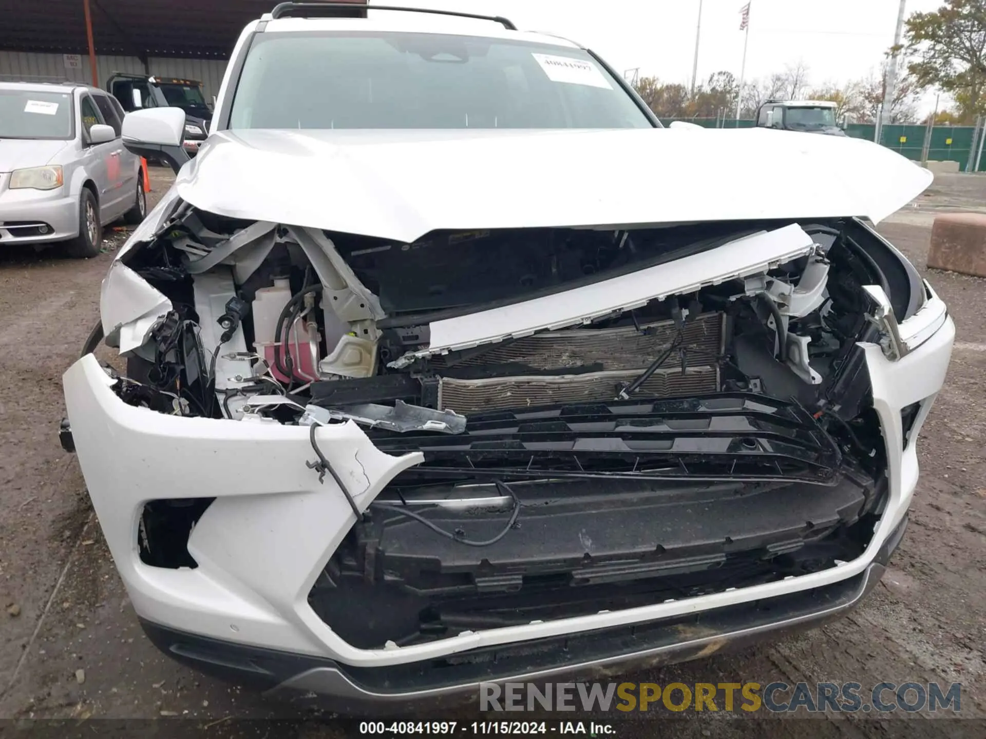 6 Photograph of a damaged car 5TDACAB52RS009786 TOYOTA GRAND HIGHLANDER 2024