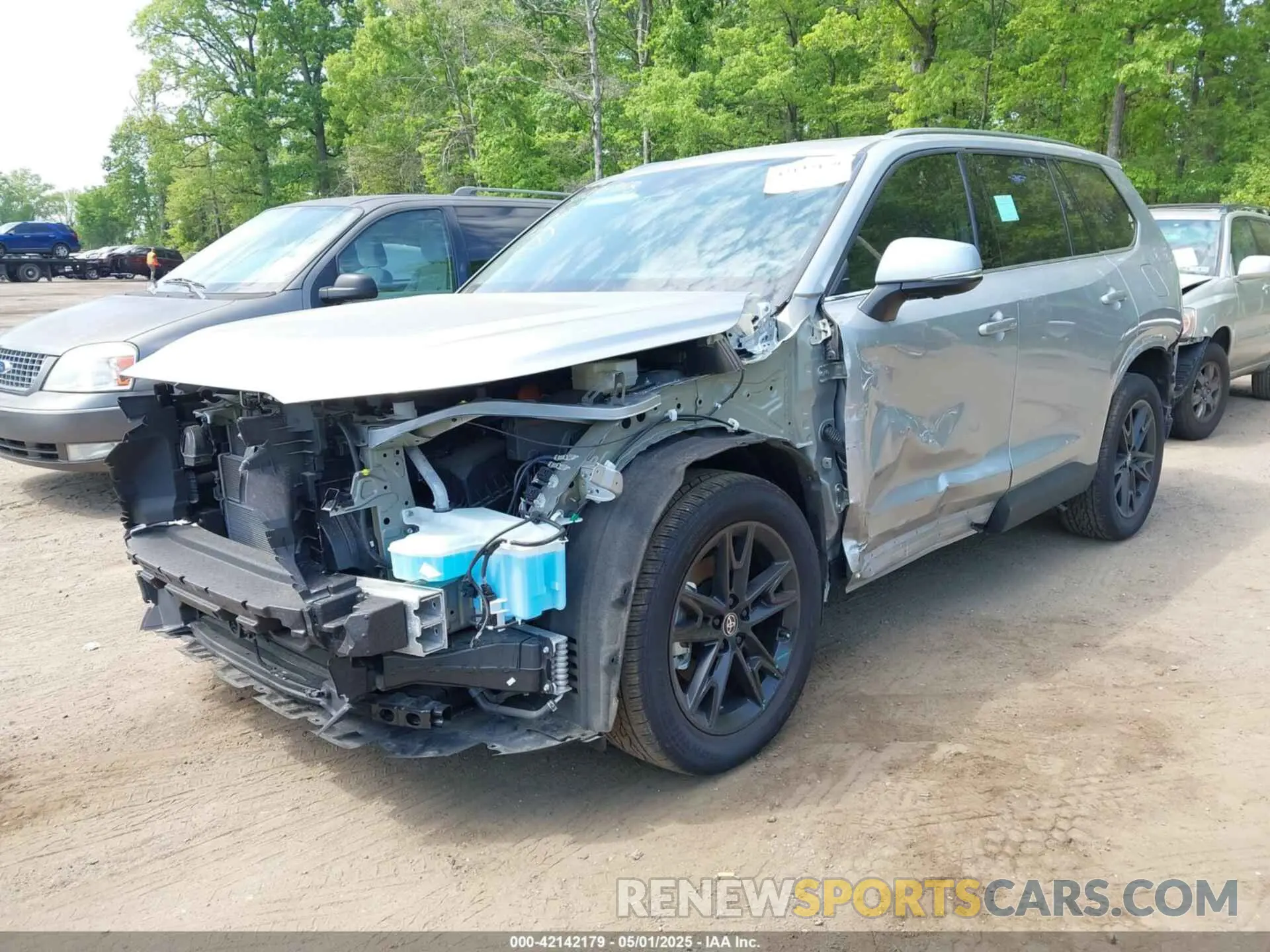 2 Photograph of a damaged car 5TDACAB52RS010775 TOYOTA GRAND HIGHLANDER 2024