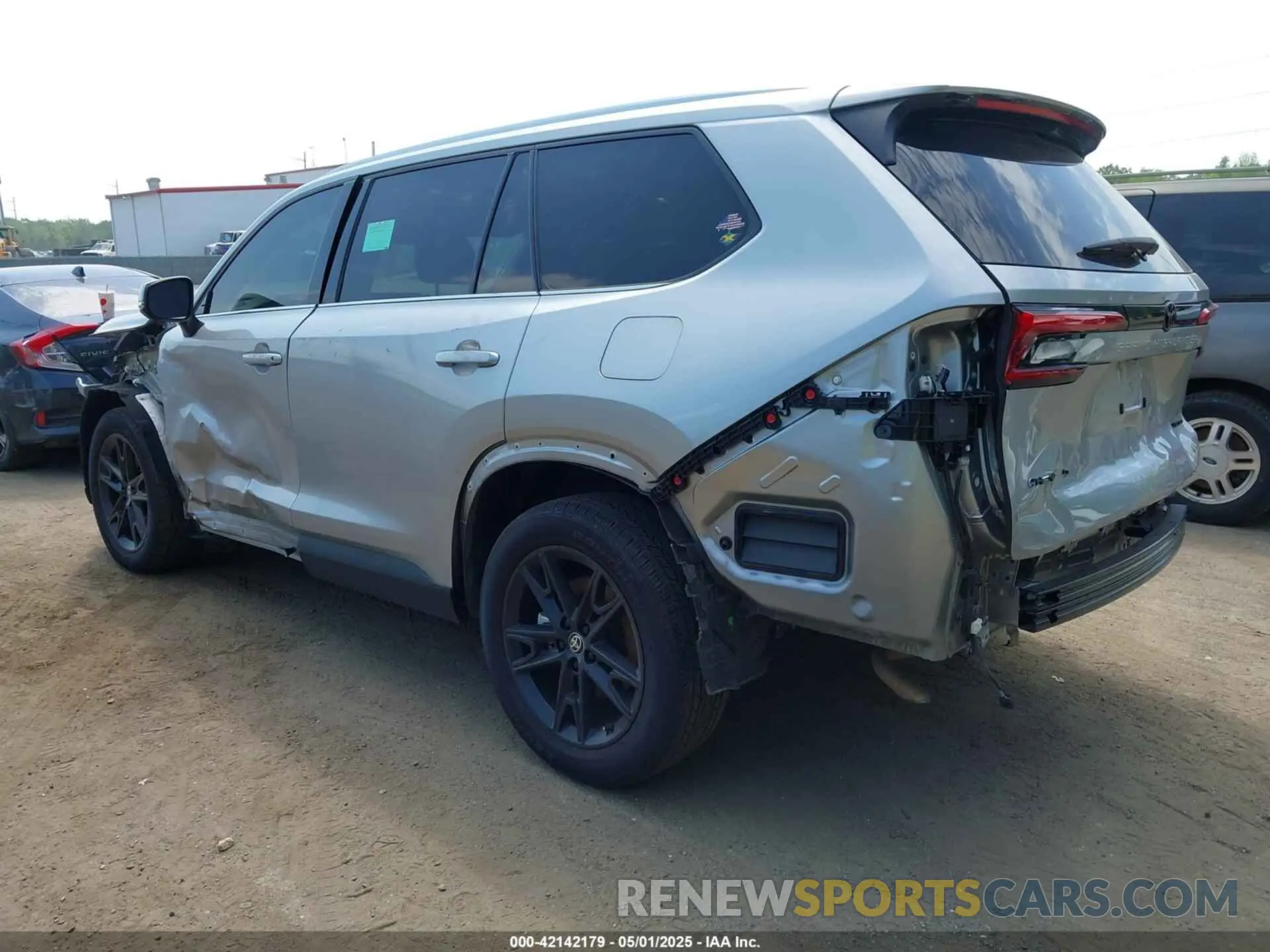 3 Photograph of a damaged car 5TDACAB52RS010775 TOYOTA GRAND HIGHLANDER 2024