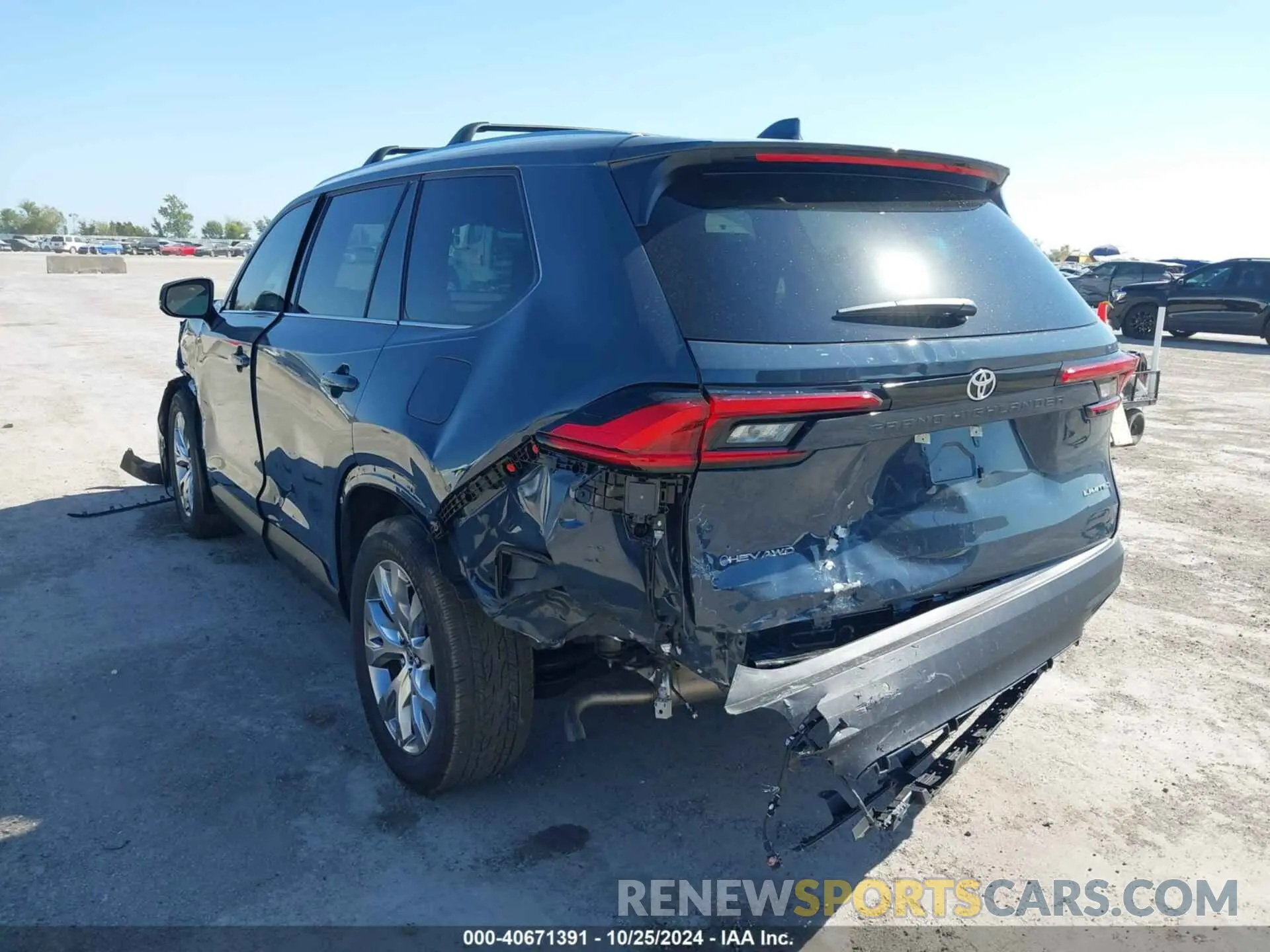 18 Фотография поврежденного автомобиля 5TDACAB53RS018786 TOYOTA GRAND HIGHLANDER 2024