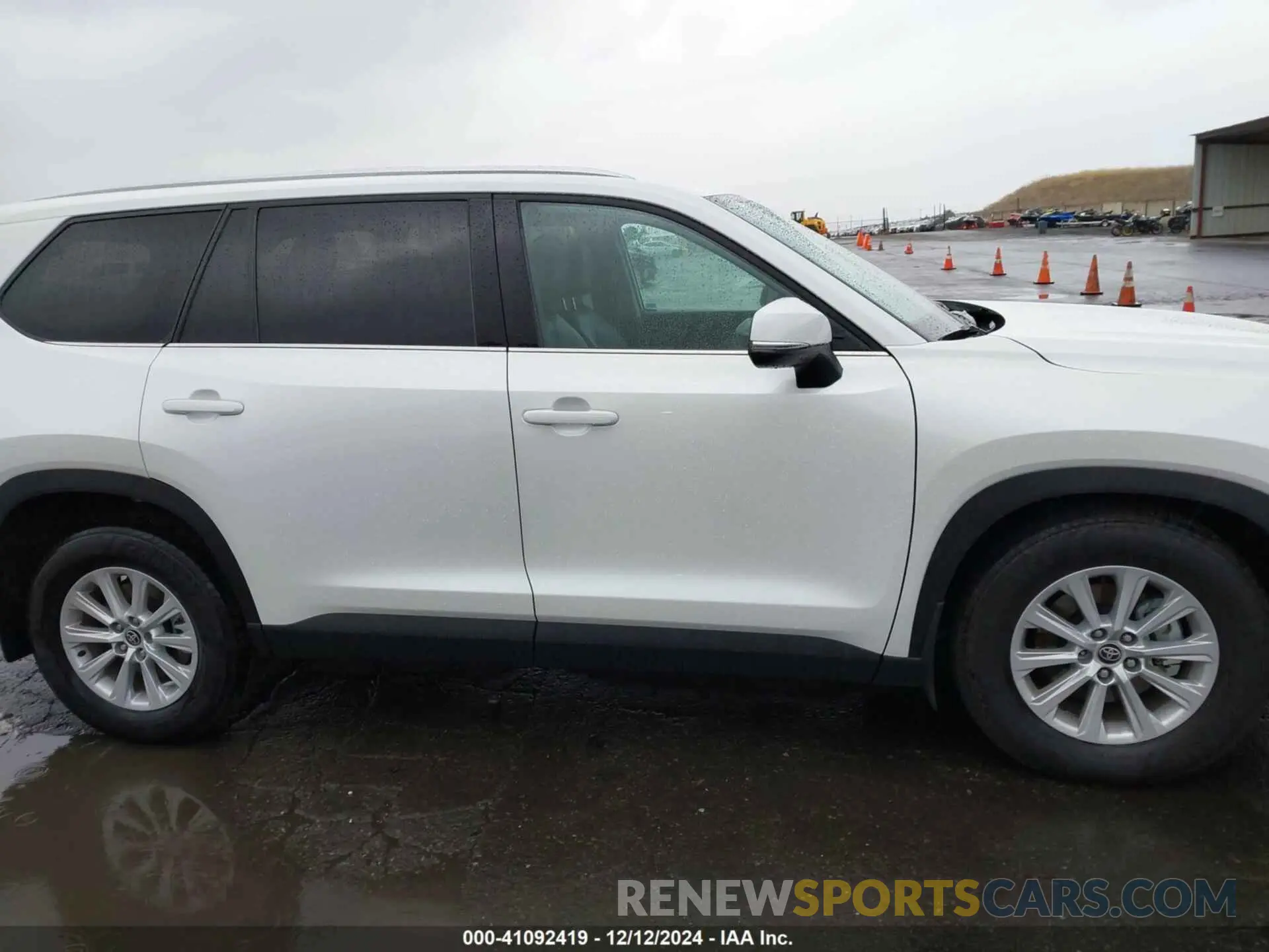 13 Фотография поврежденного автомобиля 5TDACAB56RS003201 TOYOTA GRAND HIGHLANDER 2024