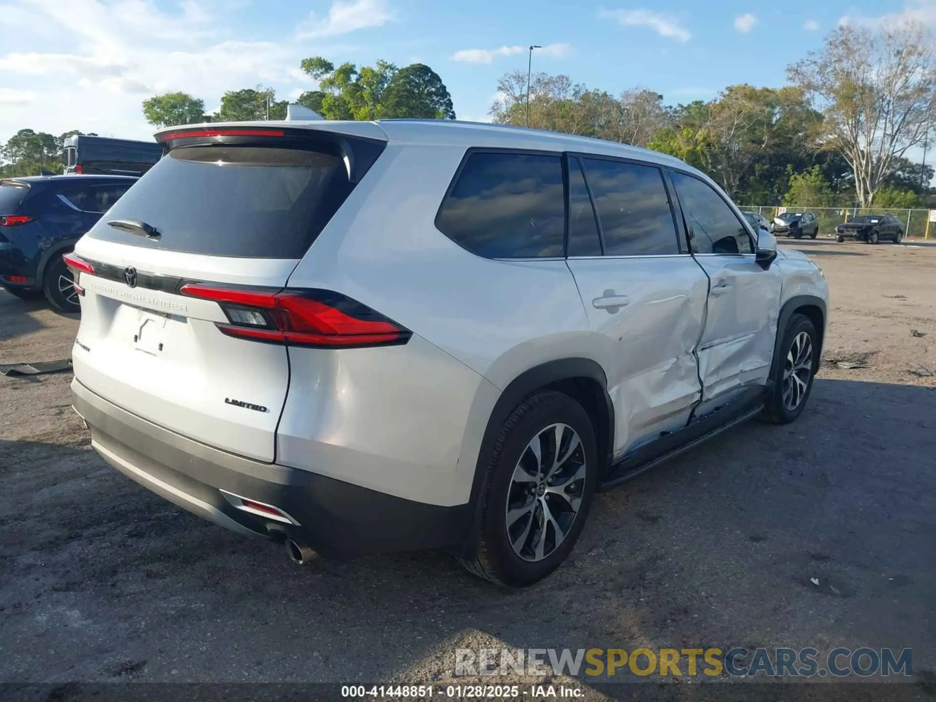 4 Фотография поврежденного автомобиля 5TDADAB53RS006554 TOYOTA GRAND HIGHLANDER 2024