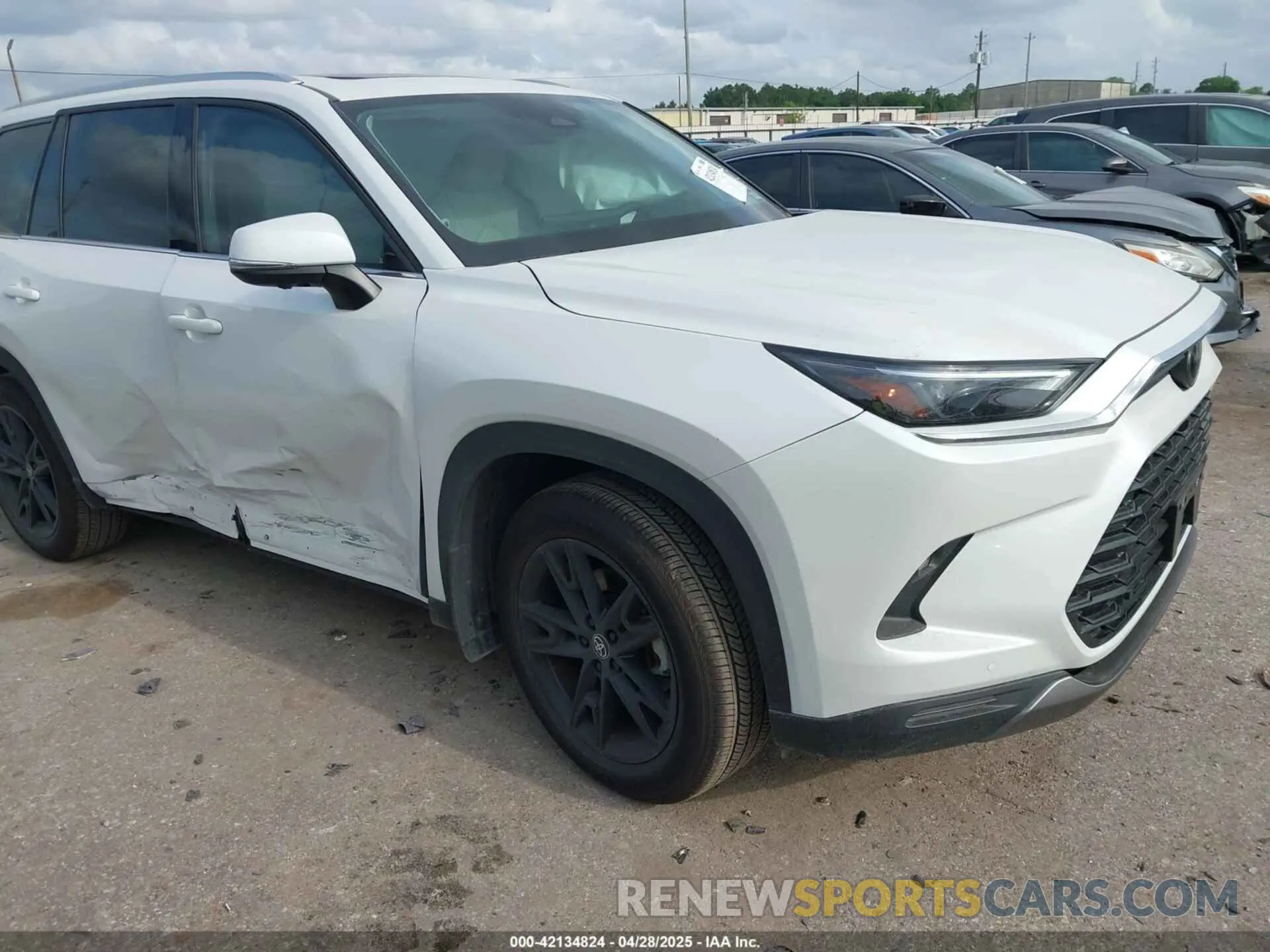 1 Photograph of a damaged car 5TDAAAA51SS020159 TOYOTA GRAND HIGHLANDER 2025
