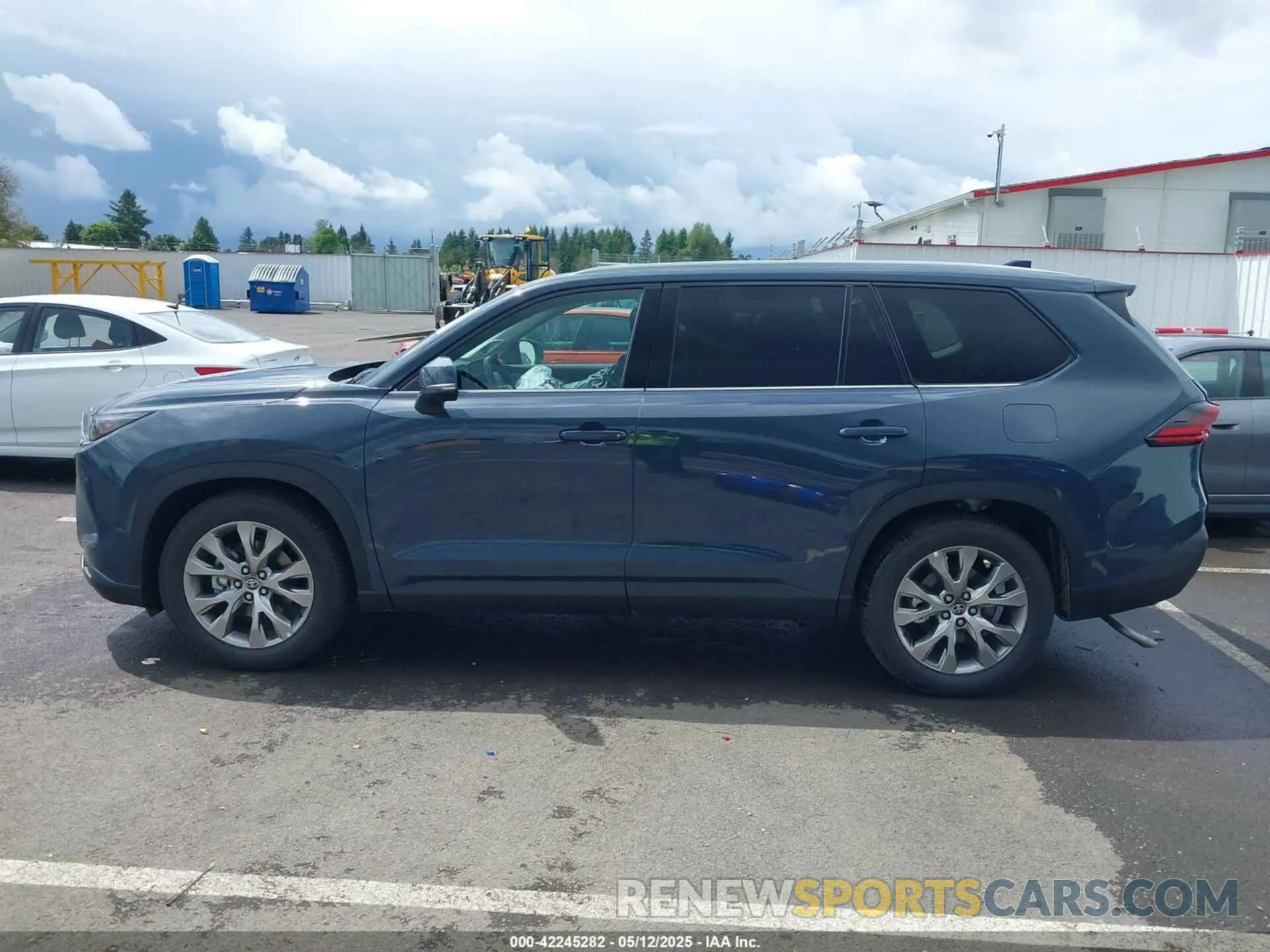 14 Фотография поврежденного автомобиля 5TDACAB55SS034154 TOYOTA GRAND HIGHLANDER 2025