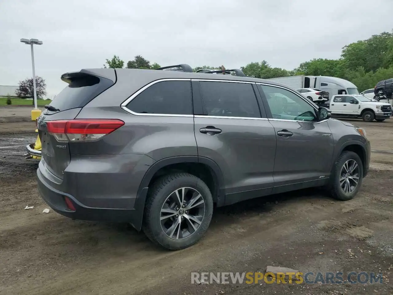 3 Фотография поврежденного автомобиля 5TDBGRFH4KS065908 TOYOTA HIGHLANDER 2019