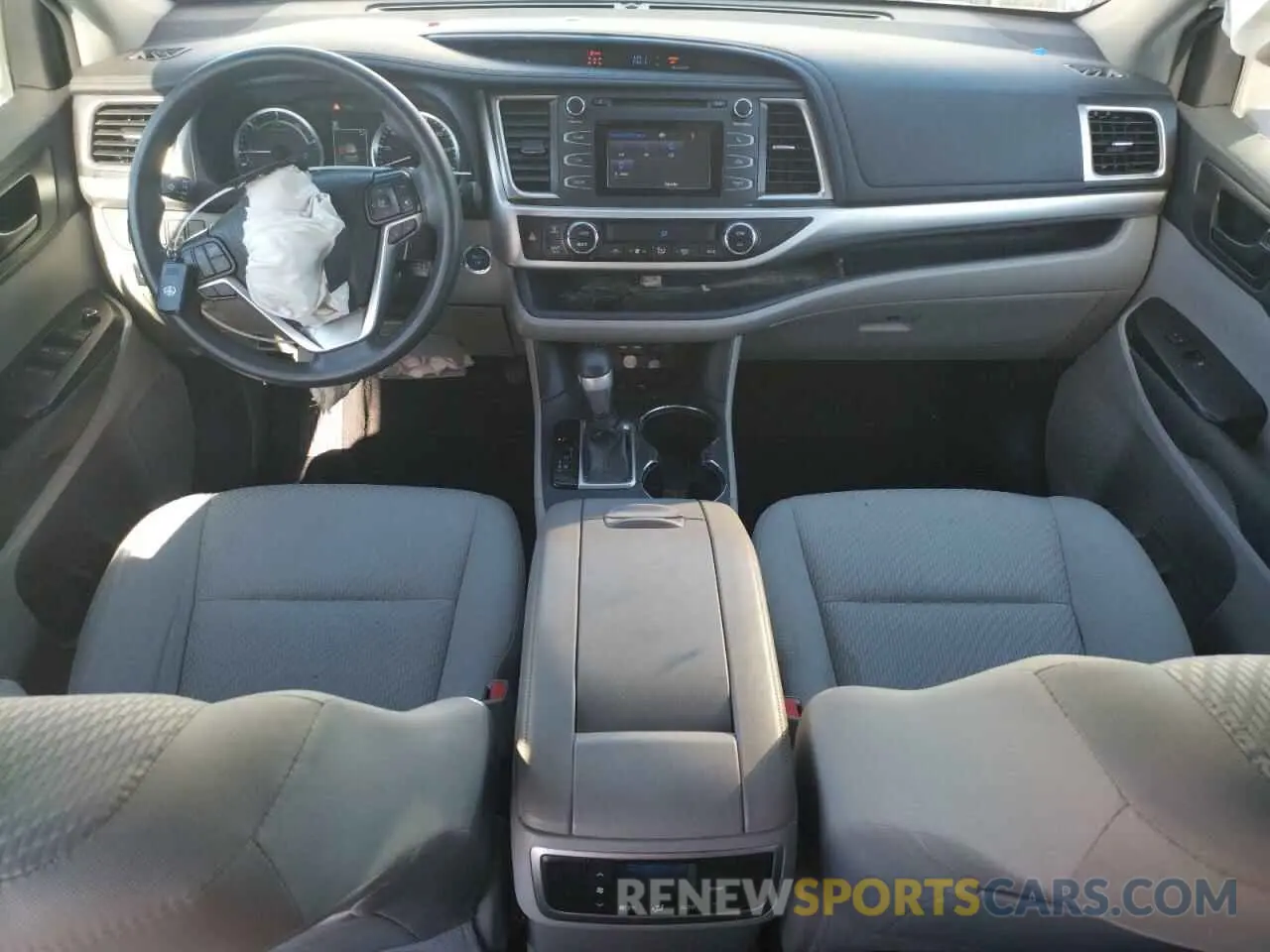 8 Фотография поврежденного автомобиля 5TDBGRFH5KS070714 TOYOTA HIGHLANDER 2019