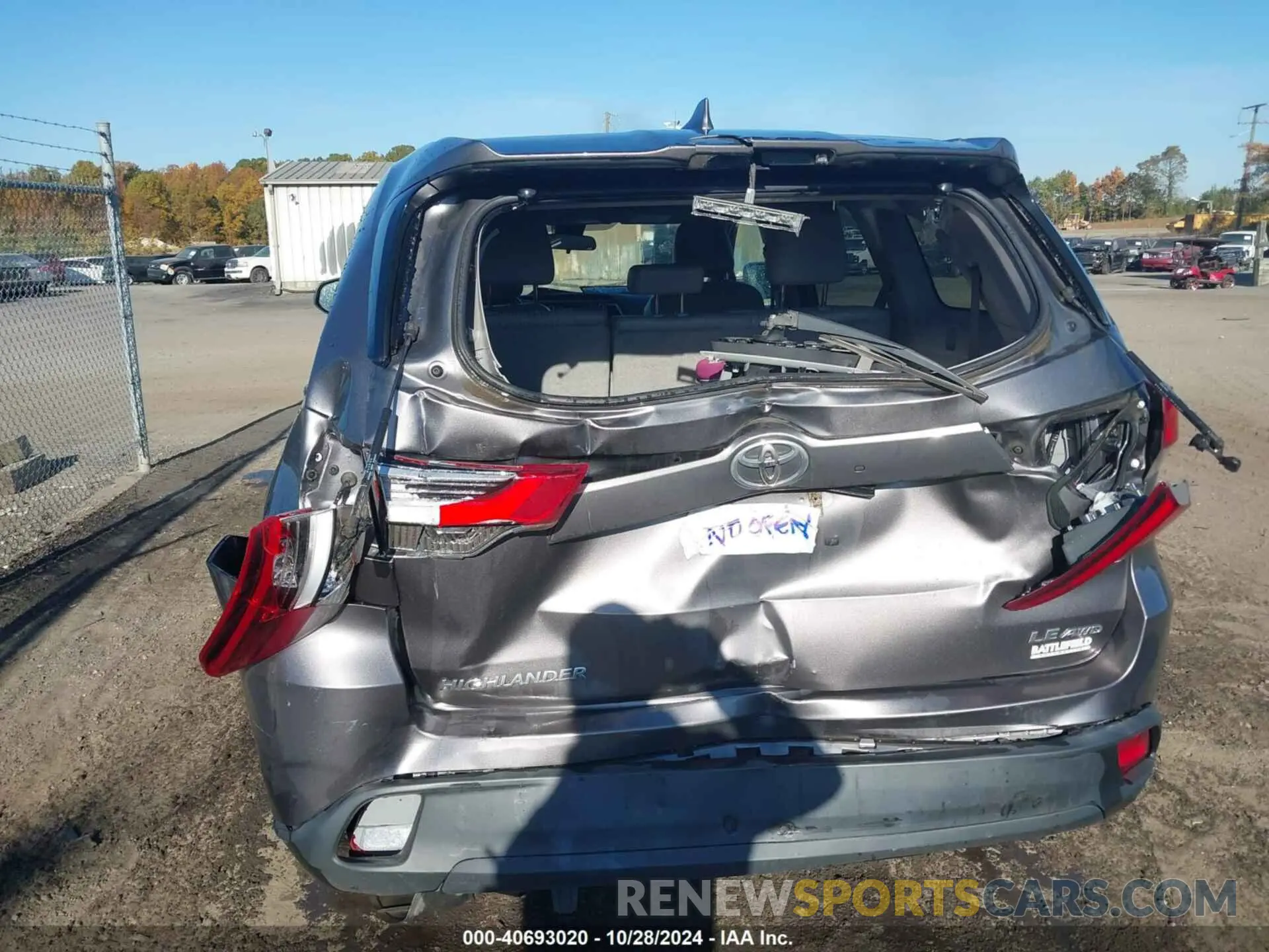 6 Photograph of a damaged car 5TDBZRFH0KS730099 TOYOTA HIGHLANDER 2019