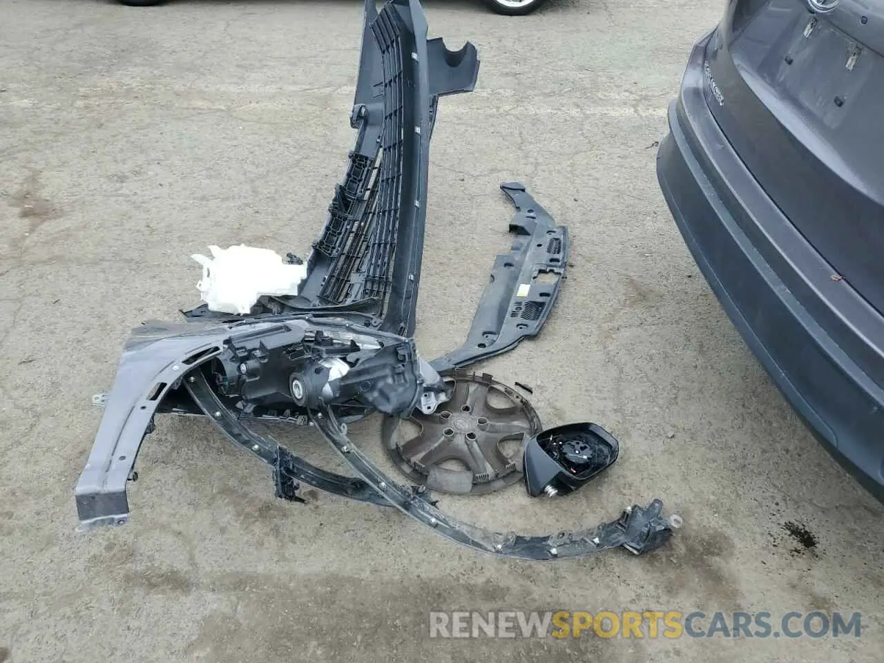 13 Photograph of a damaged car 5TDBZRFH0KS731284 TOYOTA HIGHLANDER 2019
