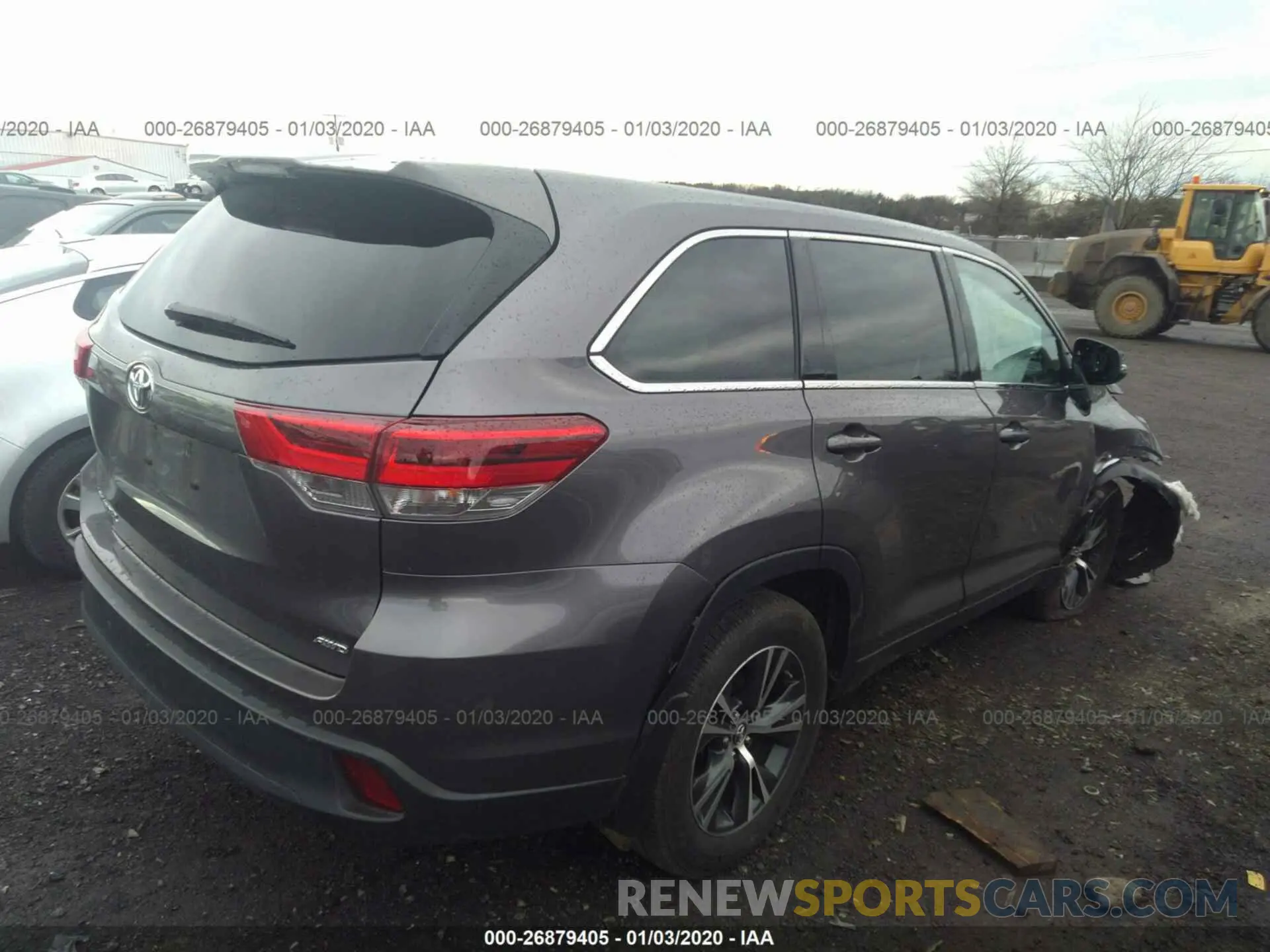 4 Photograph of a damaged car 5TDBZRFH0KS961813 TOYOTA HIGHLANDER 2019