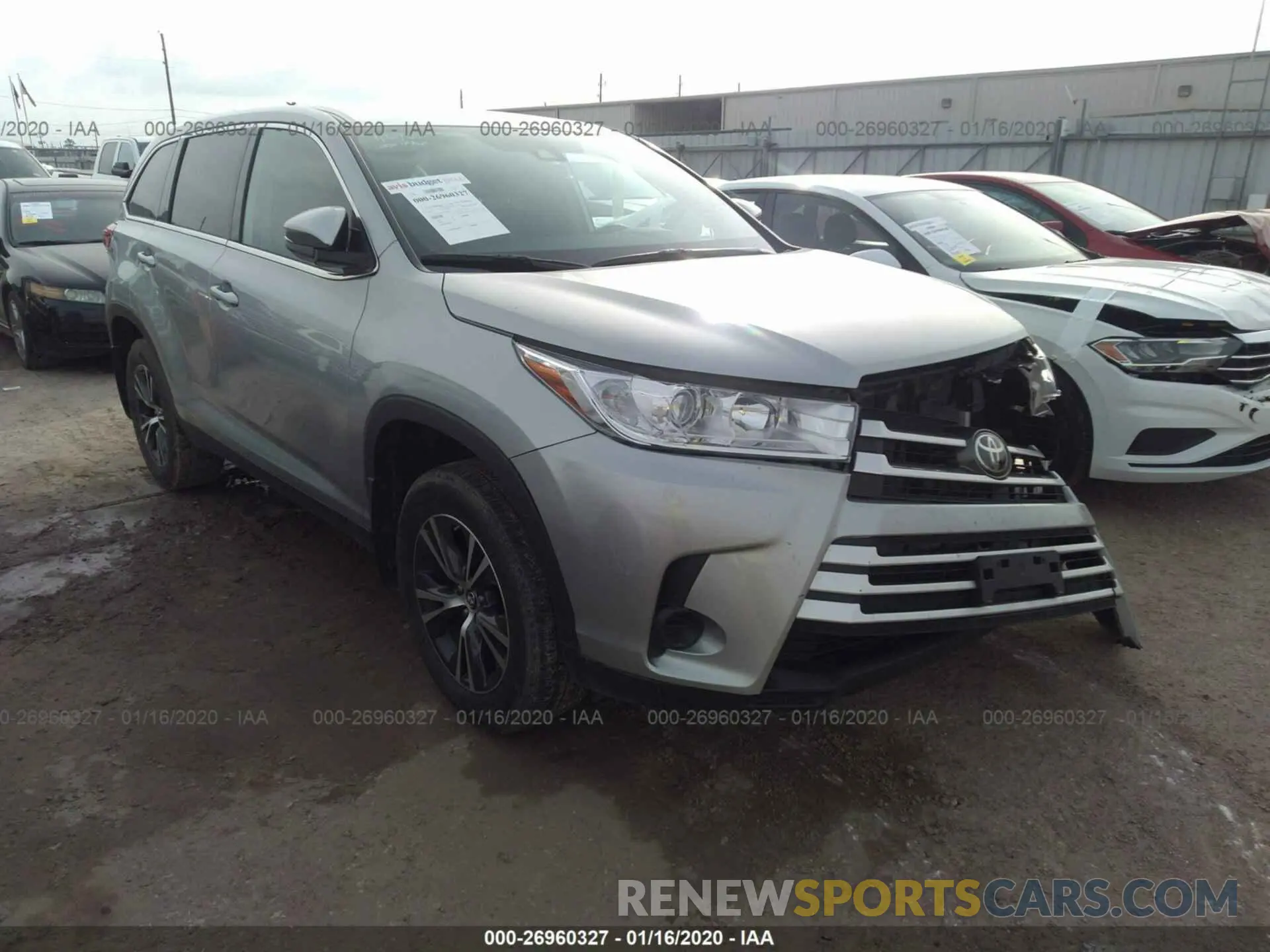 1 Photograph of a damaged car 5TDBZRFH0KS992382 TOYOTA HIGHLANDER 2019